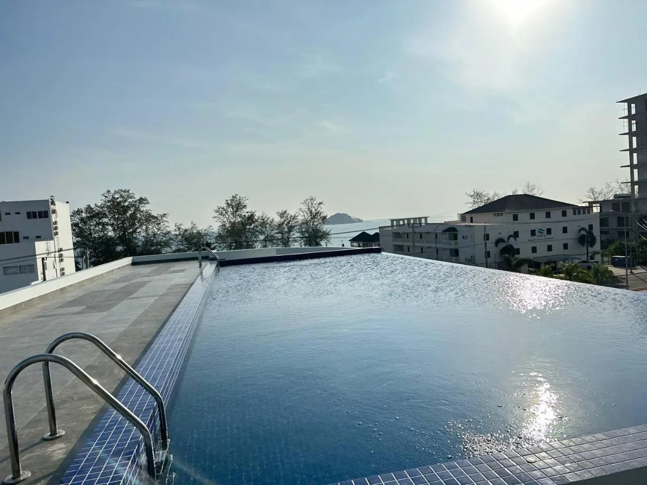 Swimming pool in Otres Beach Hotel
