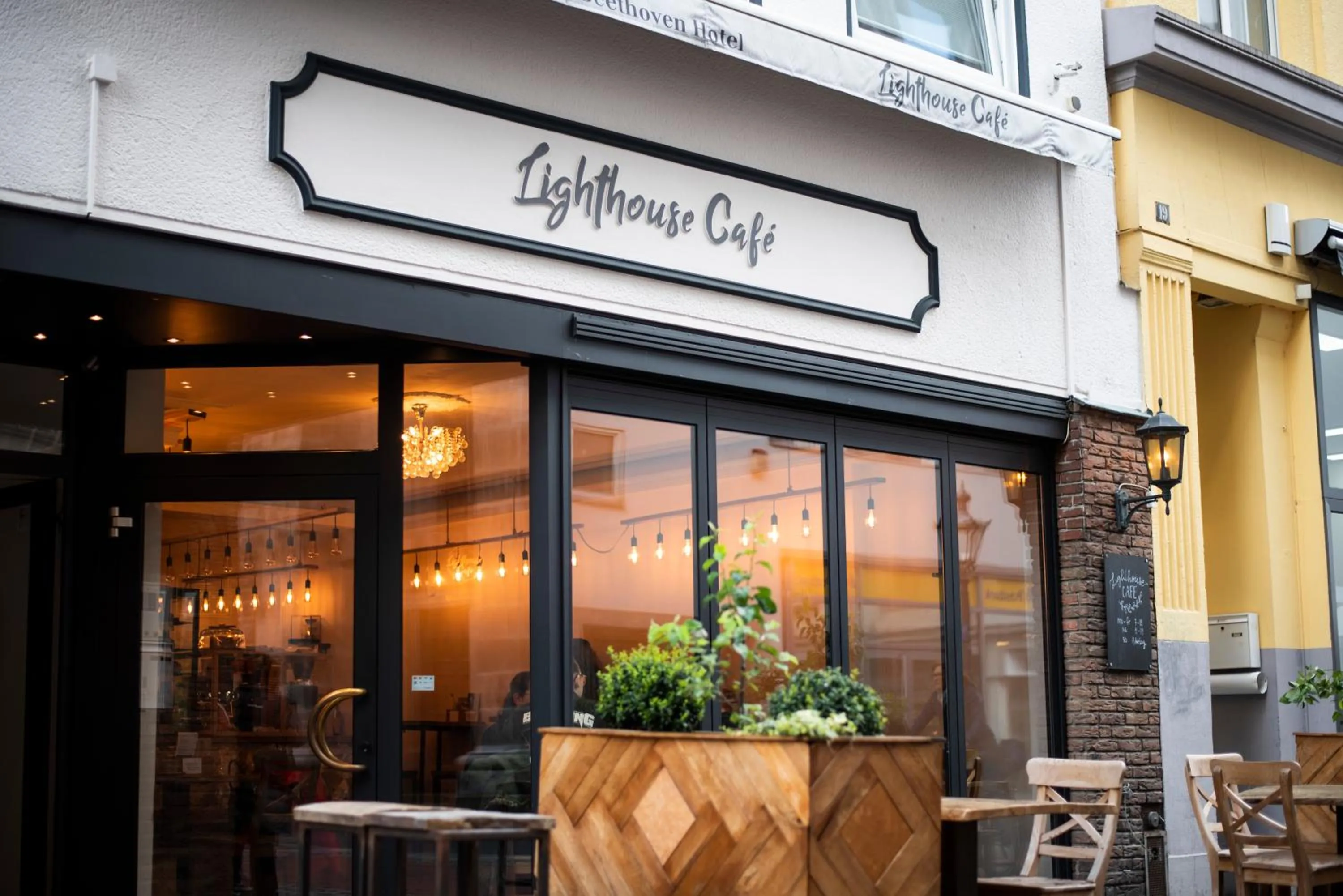 Breakfast in Bob W Beethoven