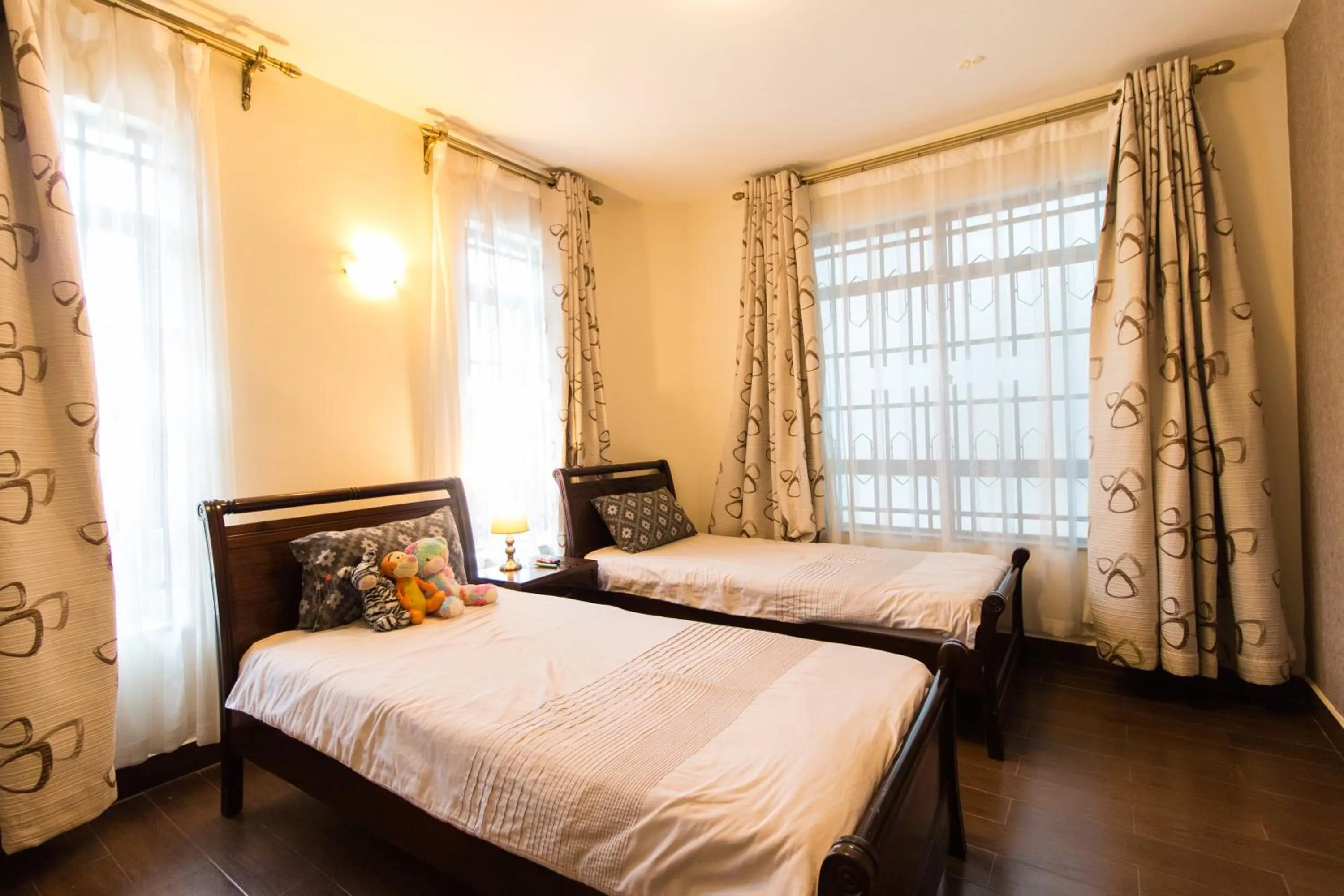 Bed in Warwick Centre