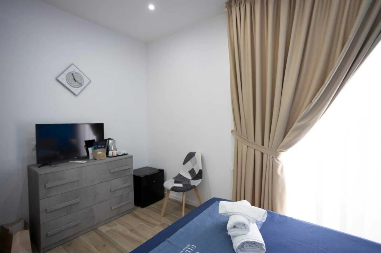 Bedroom, Bed in GIULY SUITES & ROOMS