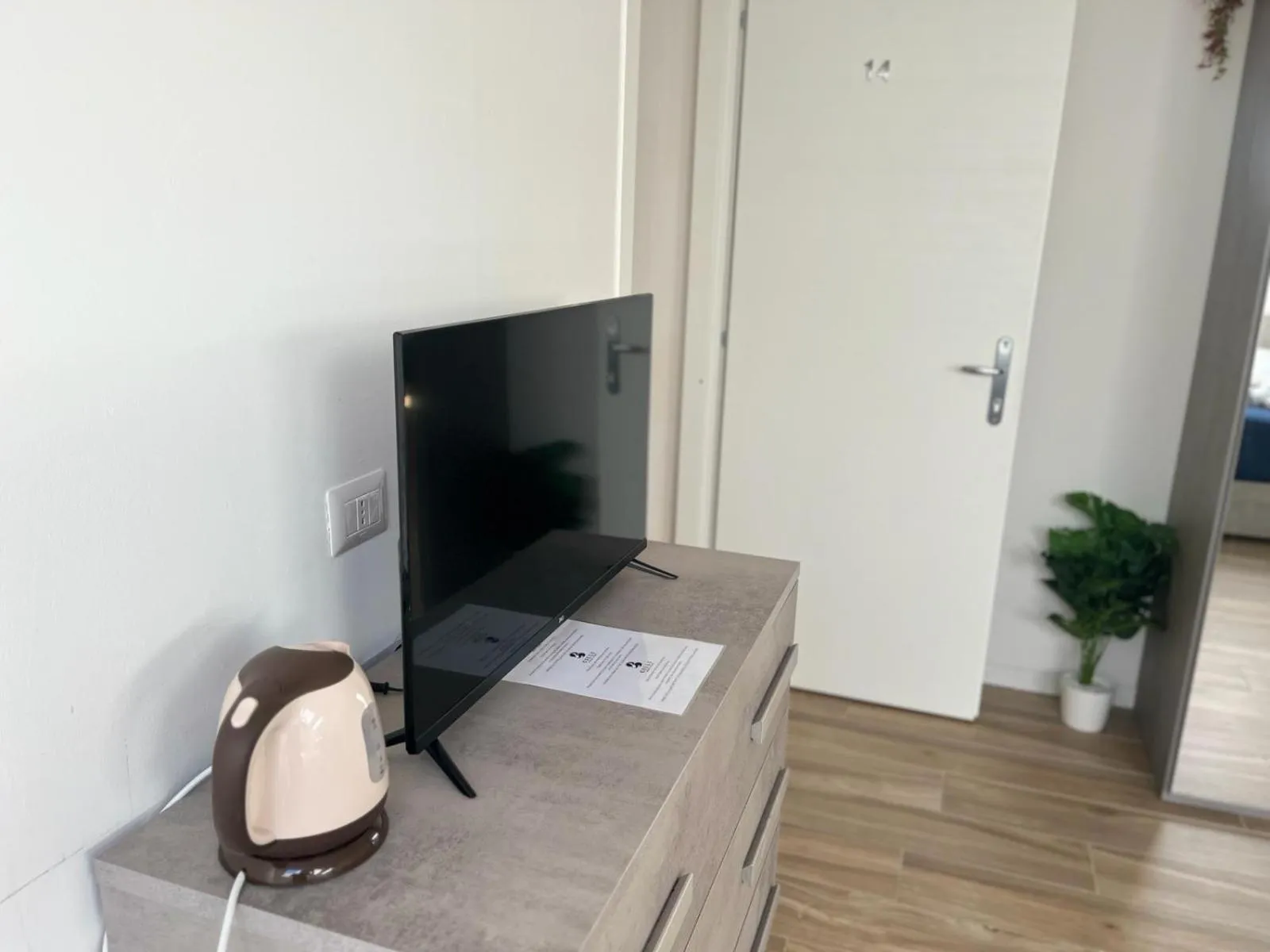 TV and multimedia in GIULY SUITES & ROOMS