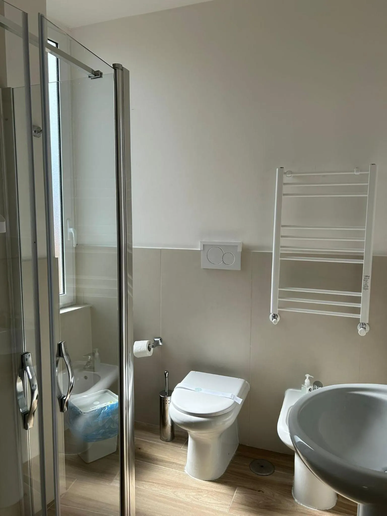 Toilet in GIULY SUITES & ROOMS