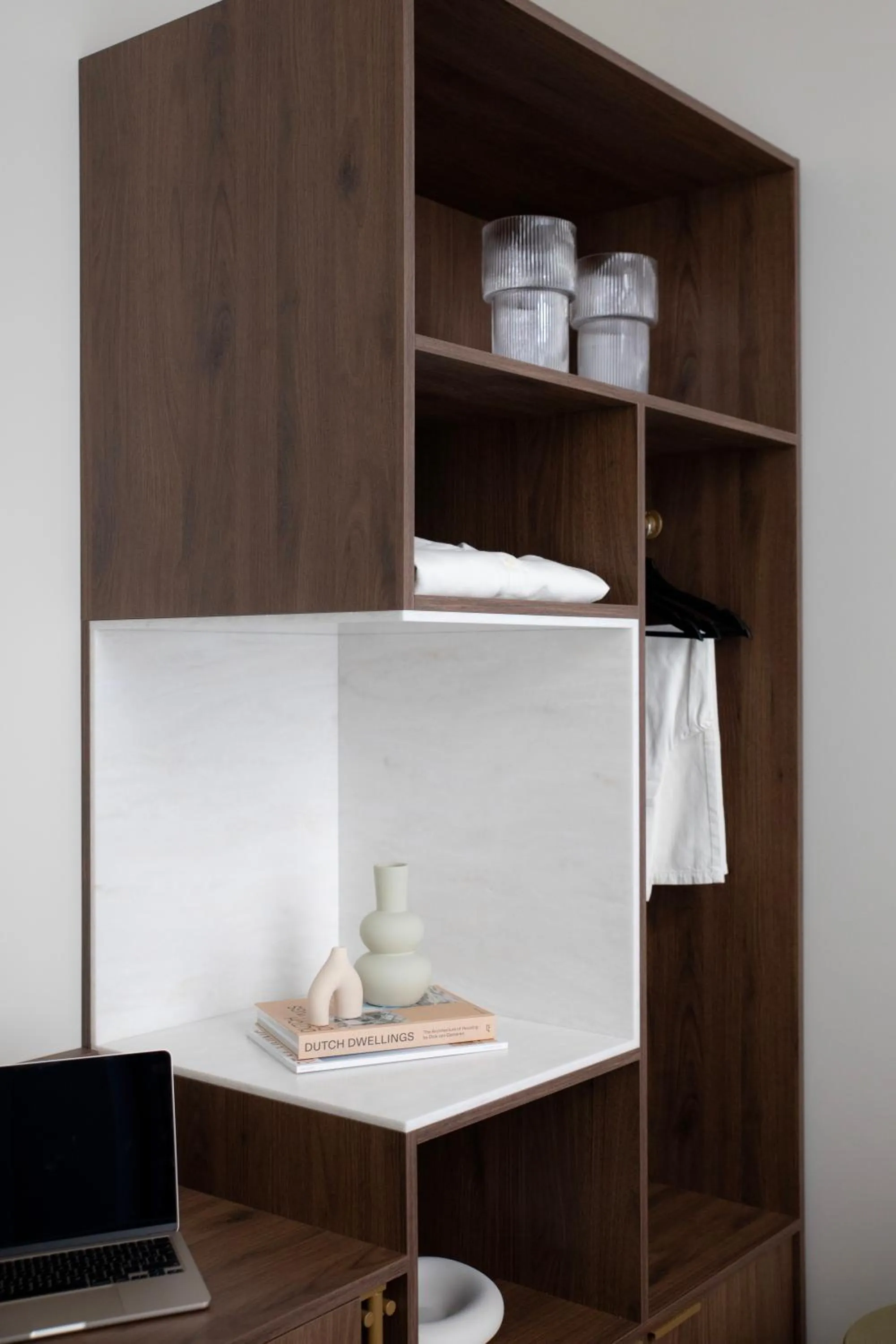 hair dresser in Bob W Oosterpark