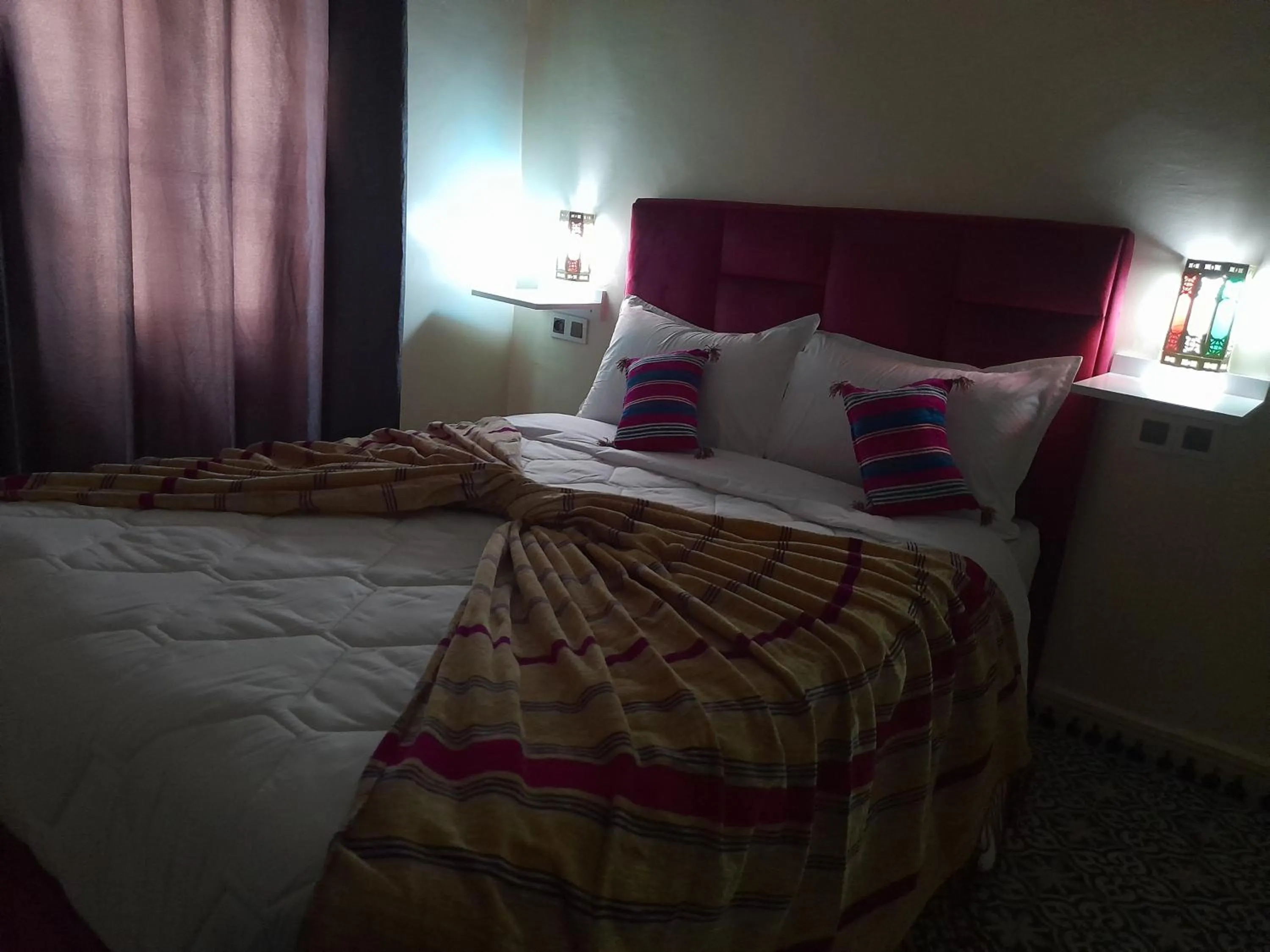 Bed in Hotel Mentaga