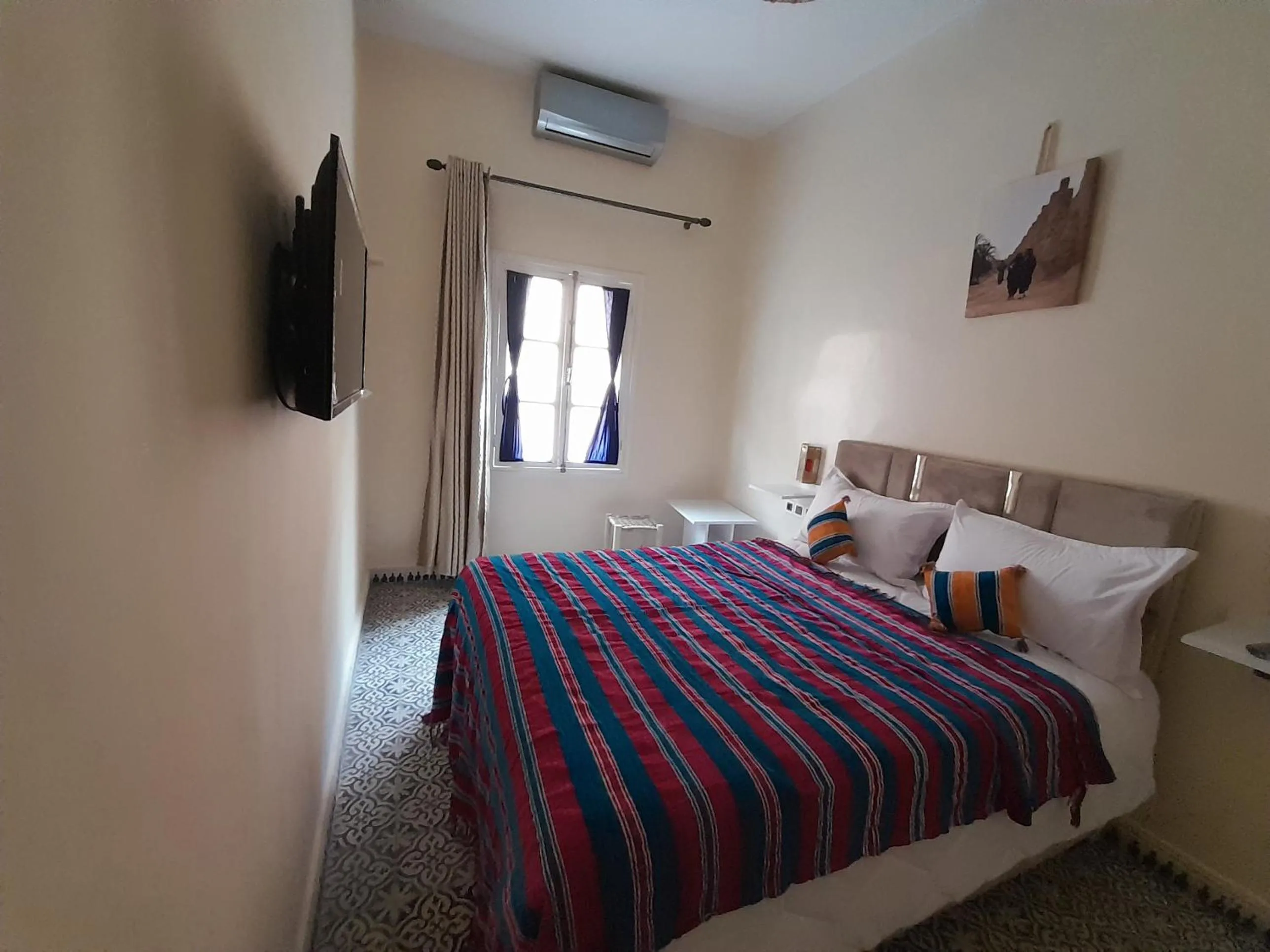 Bedroom, Bed in Hotel Mentaga