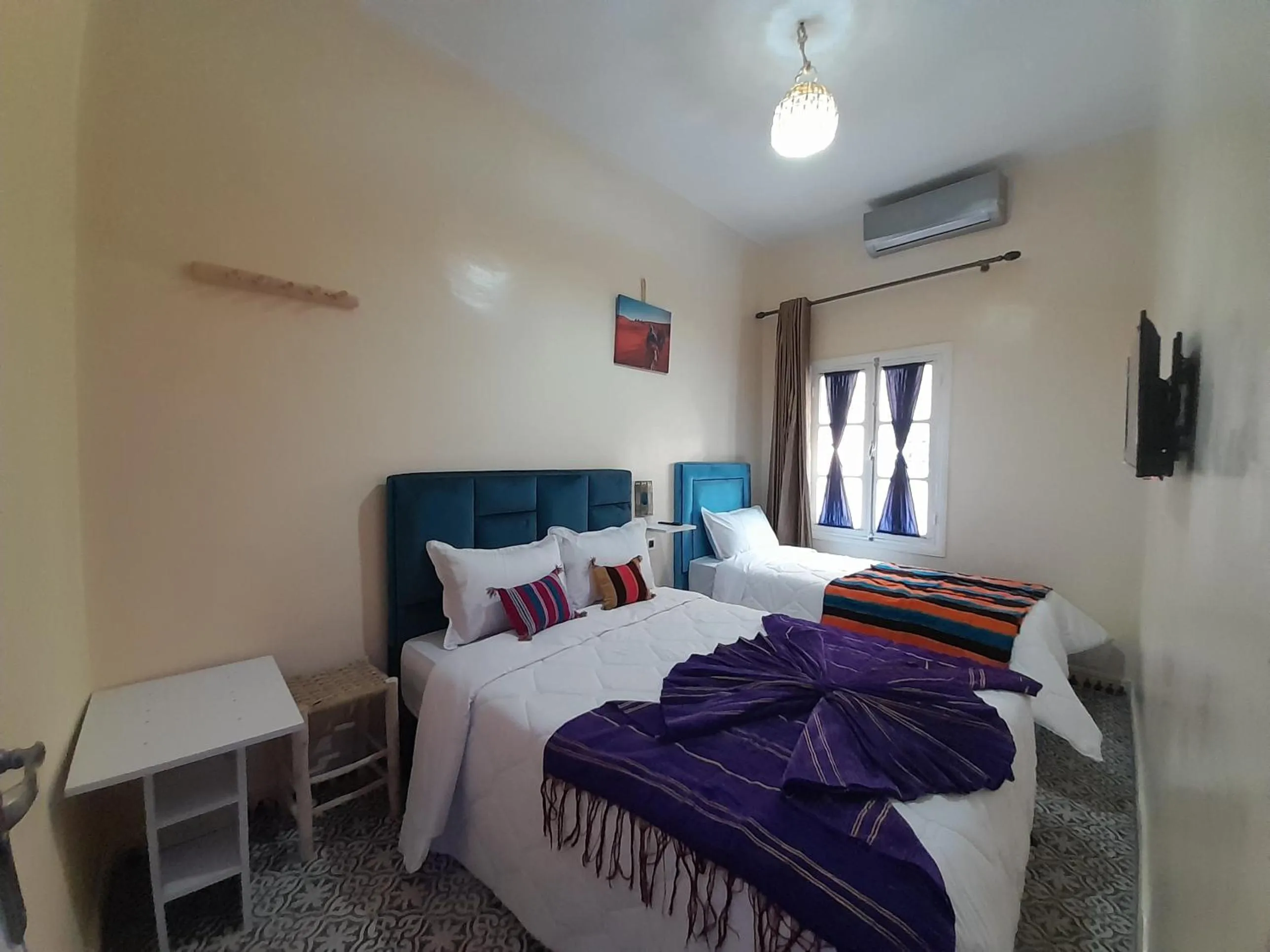 Bed in Hotel Mentaga