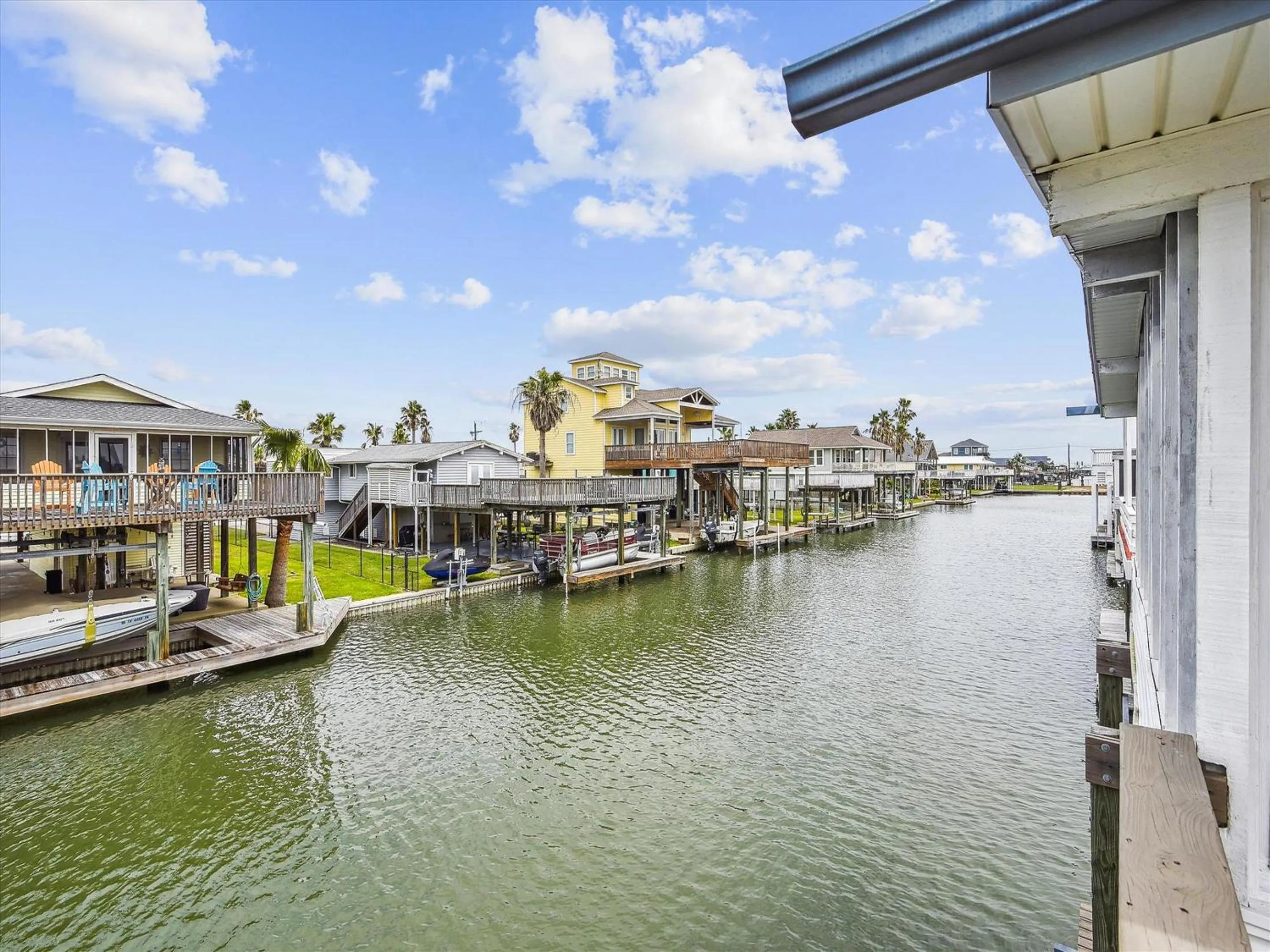 Property building in All Day Bay Dream