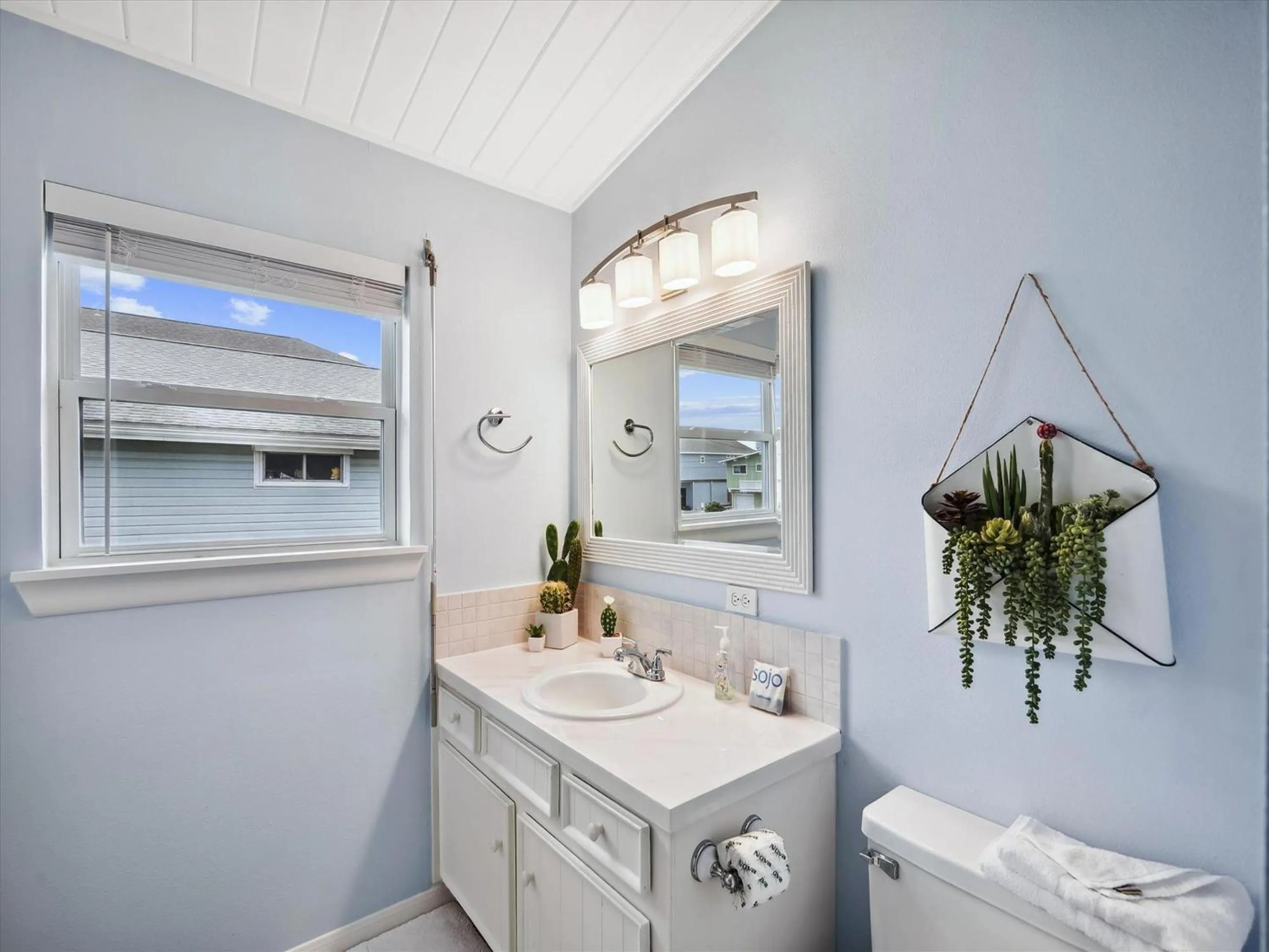 Property building in All Day Bay Dream