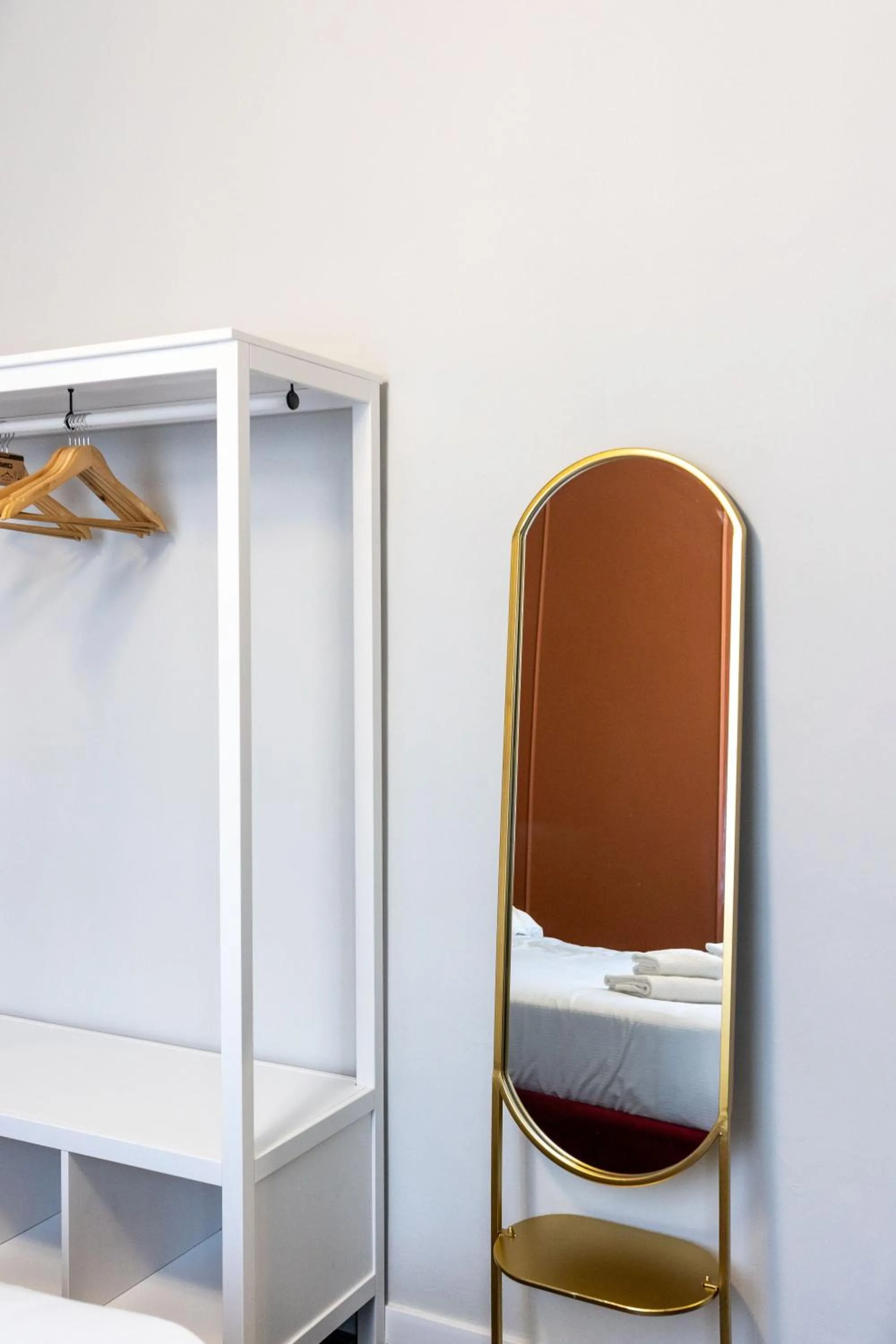 wardrobe in Romantic Room Duomo