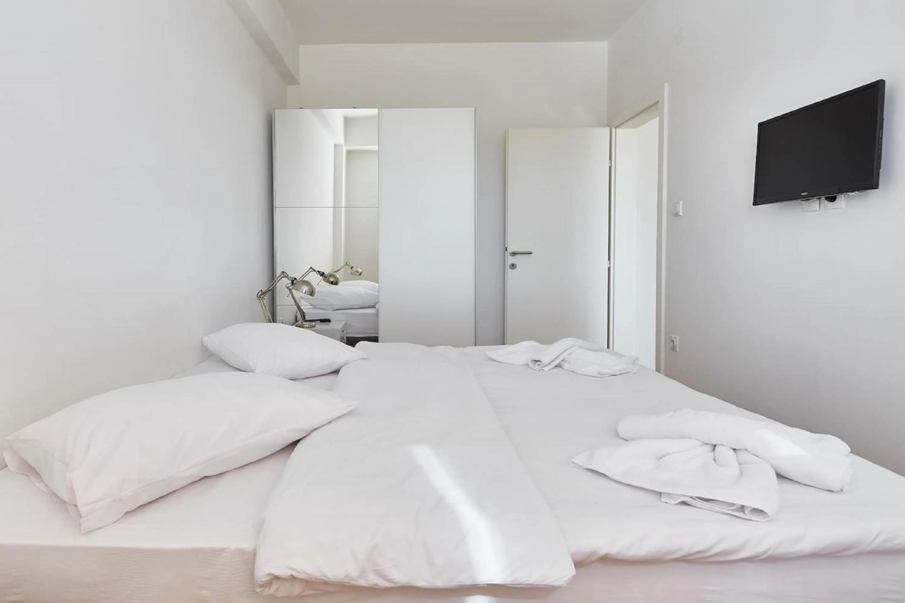 Bedroom, Bed in Urban Serviced Apartments