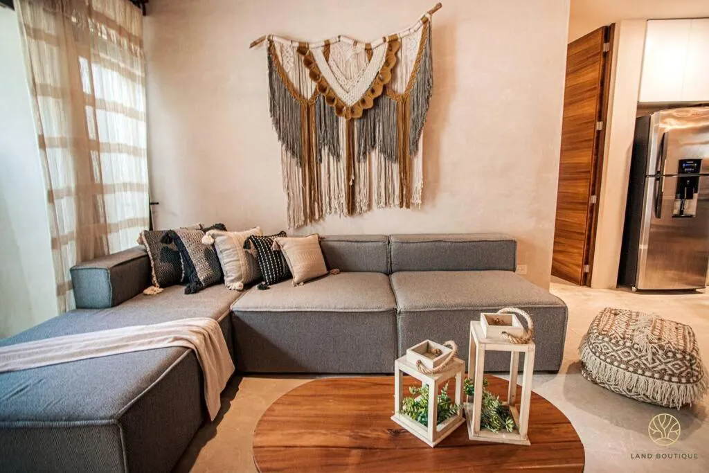 Jungle hideaway 2BR/plunge pool