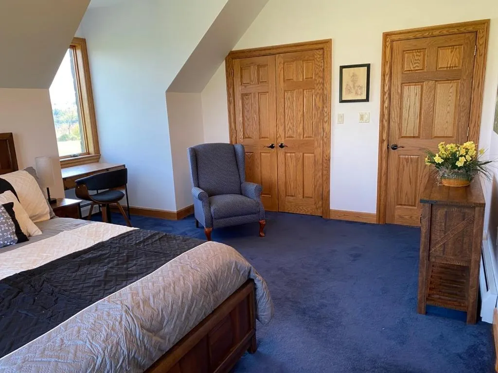 Bedroom in Chestnuthill Countryside Manor