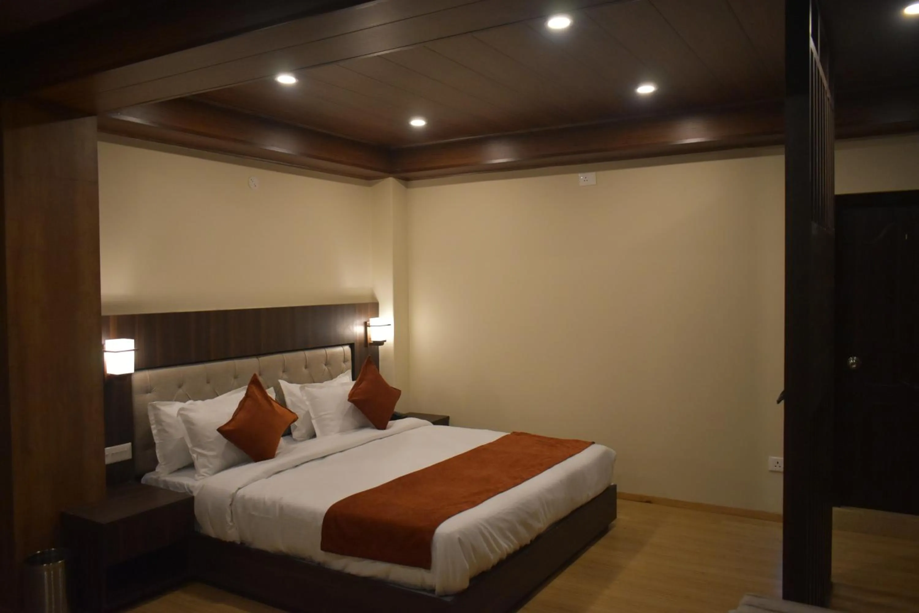 Bed in Keswani Group Tashi Heritage Hotel & Resort