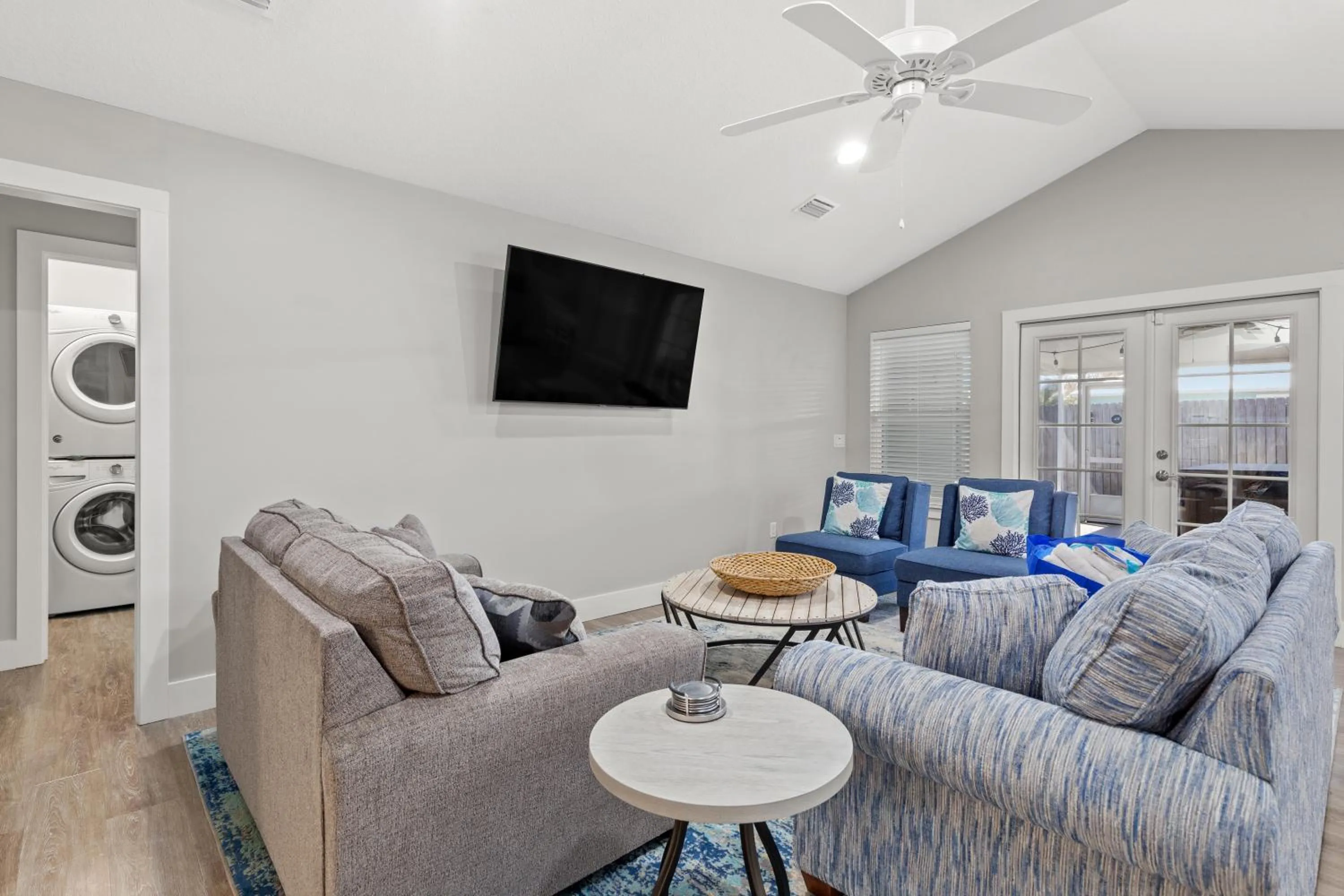 Living room in 3BD, 2BA Home! Family Friendly! Close to Beach! HOT TUB!