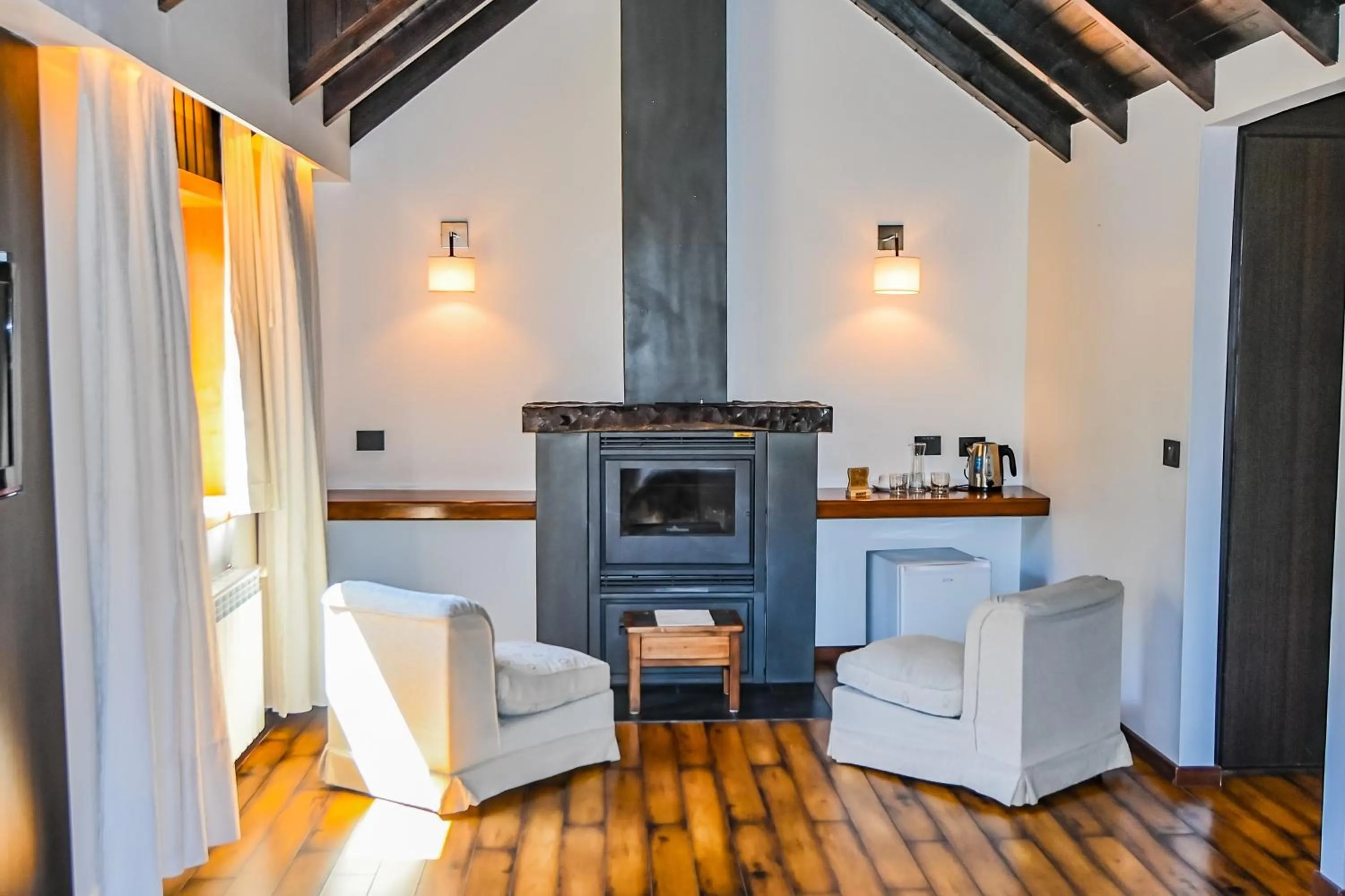 flat iron in Hotel & Spa La Cheminée