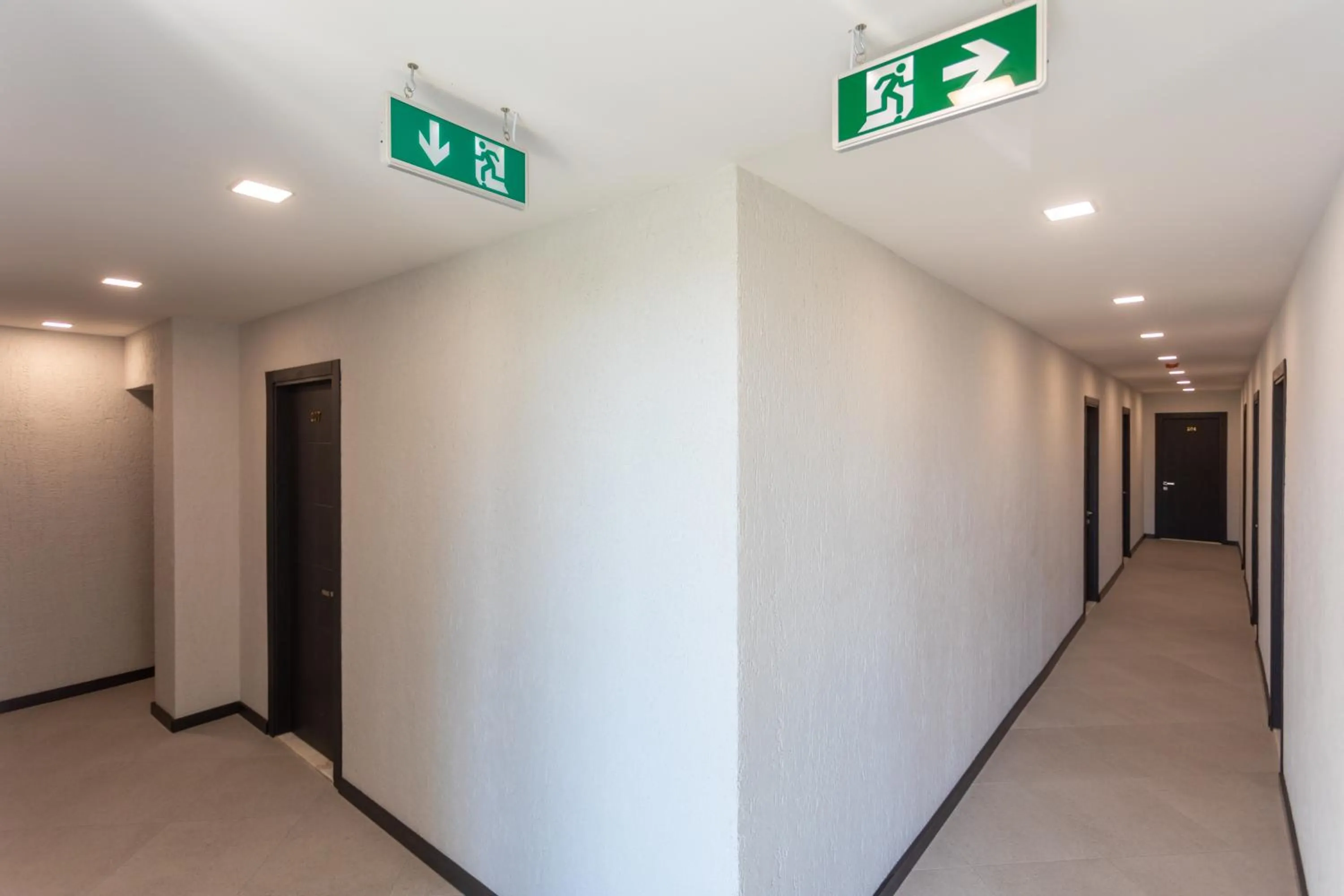 Property building in Hotel West Way