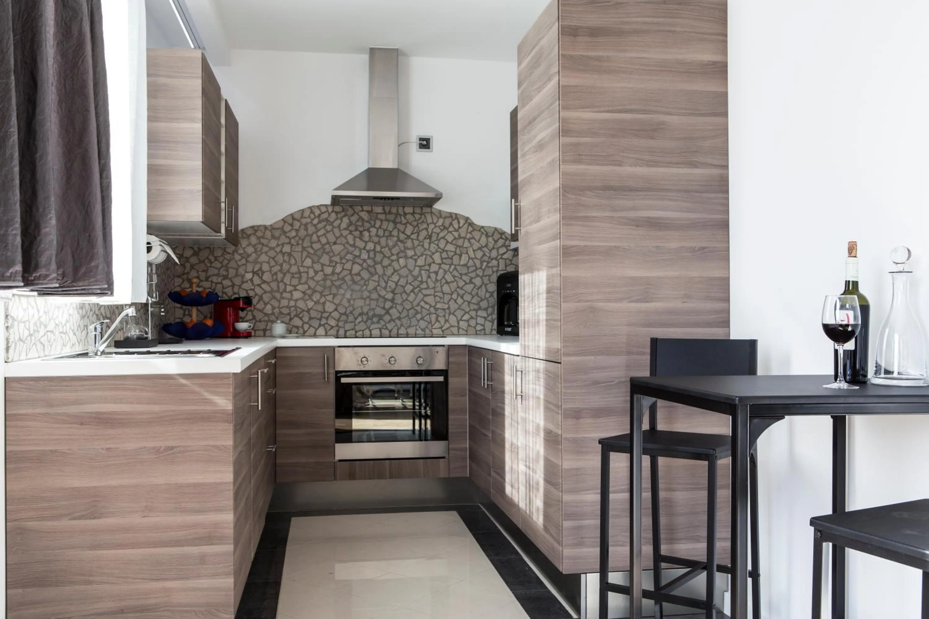 Kitchen or kitchenette in The Queen Luxury Apartments - Villa Marilyn