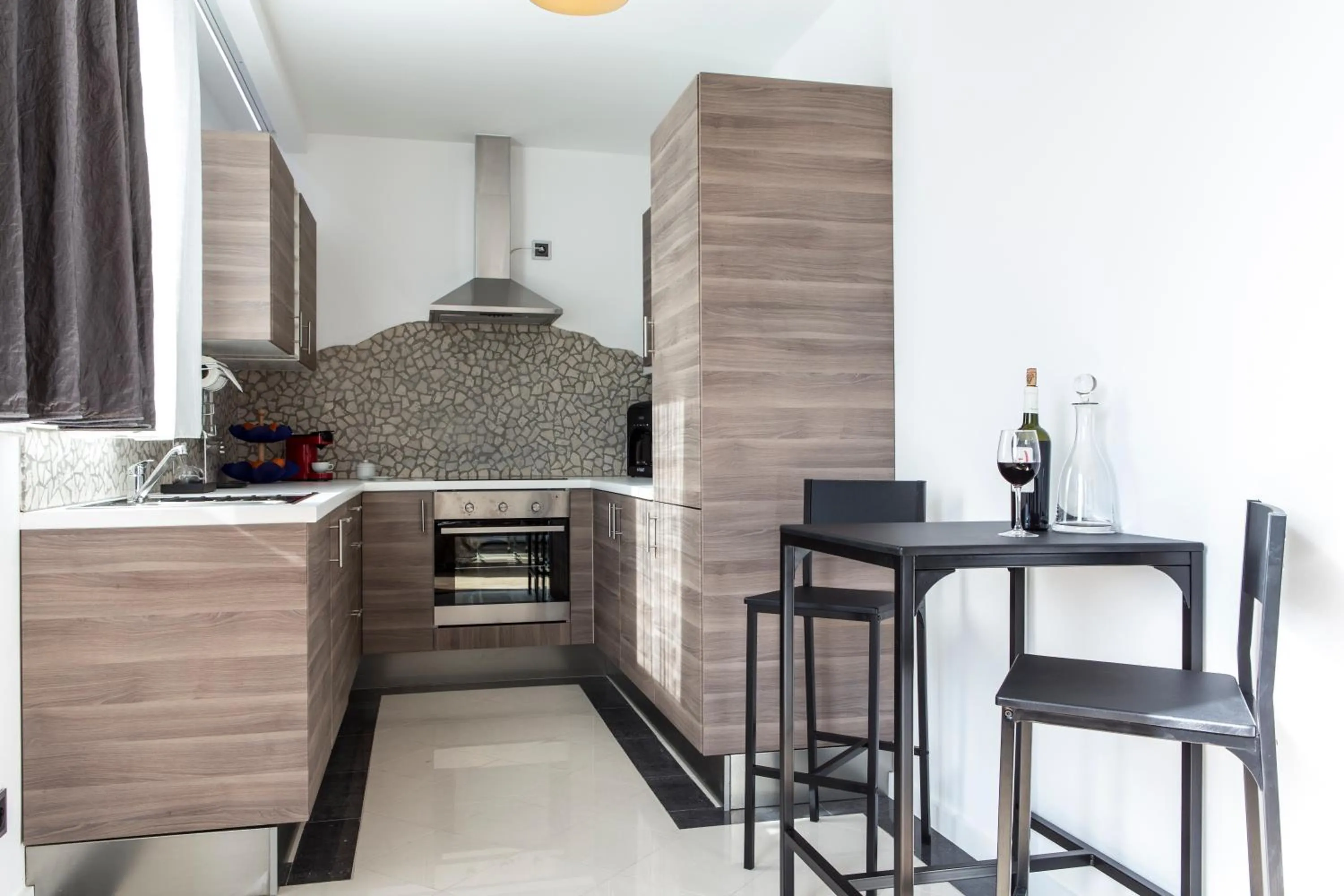 Kitchen or kitchenette in The Queen Luxury Apartments - Villa Marilyn