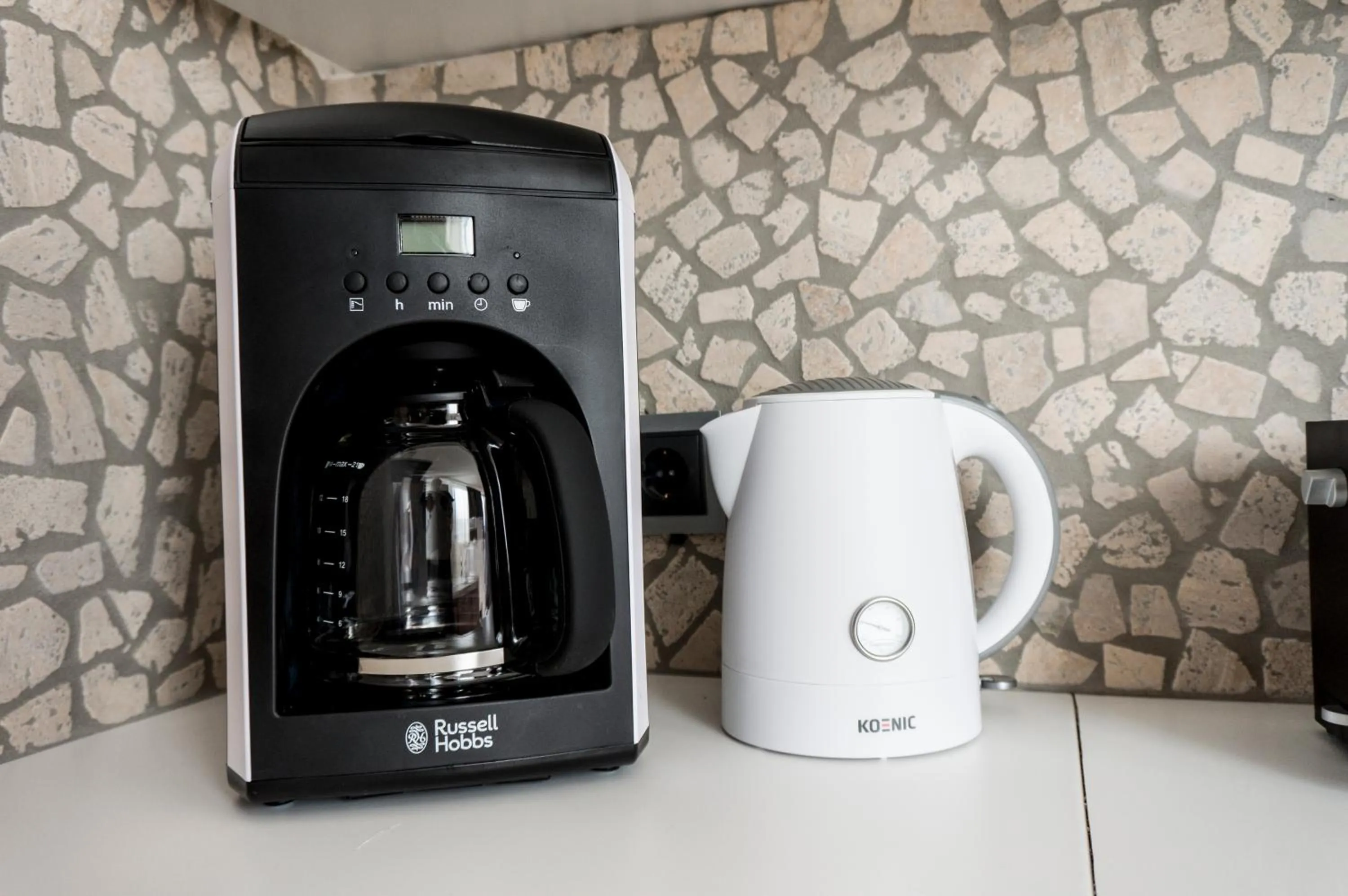 Coffee/tea facilities in The Queen Luxury Apartments - Villa Marilyn