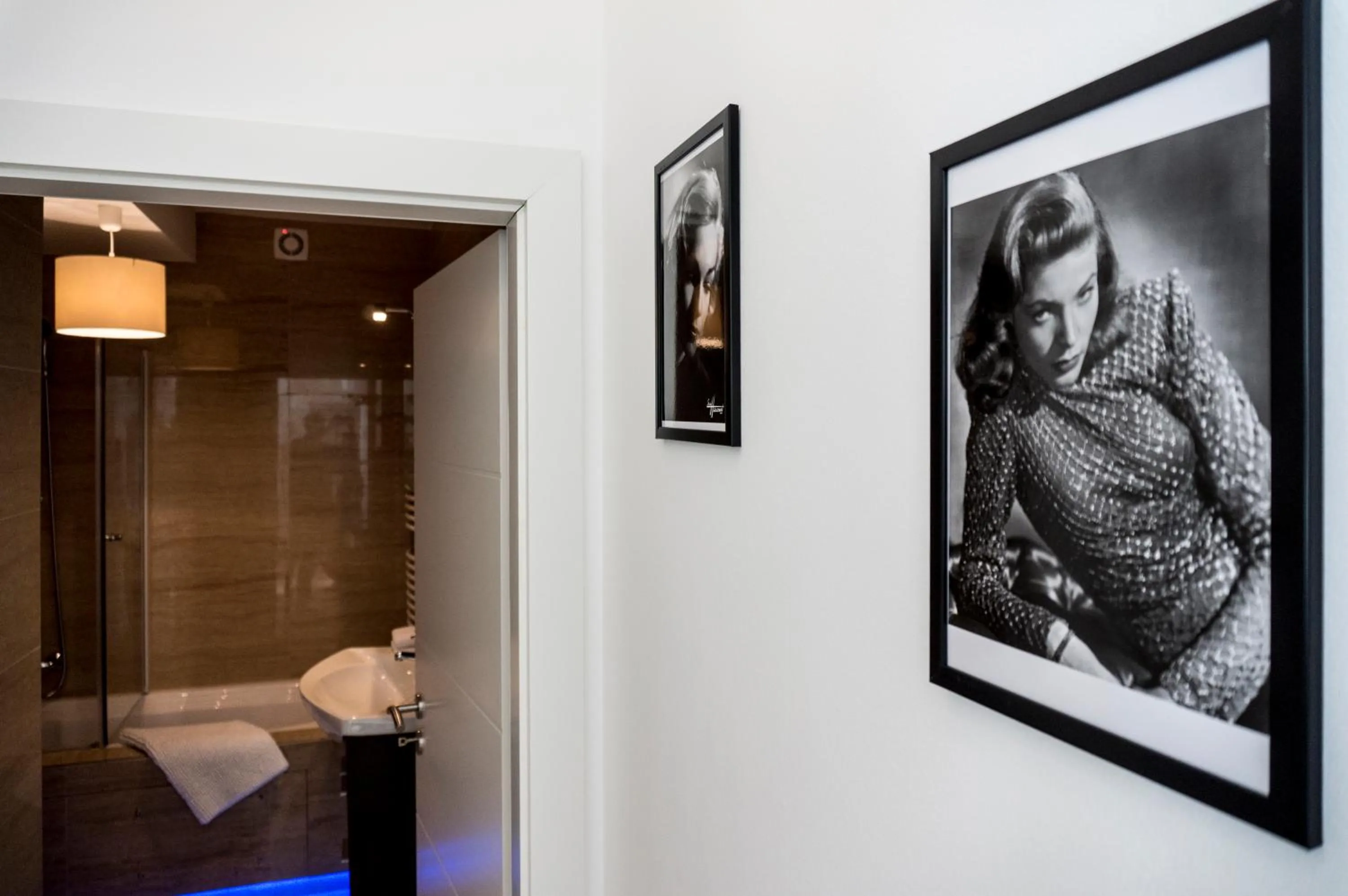 Decorative detail in The Queen Luxury Apartments - Villa Marilyn