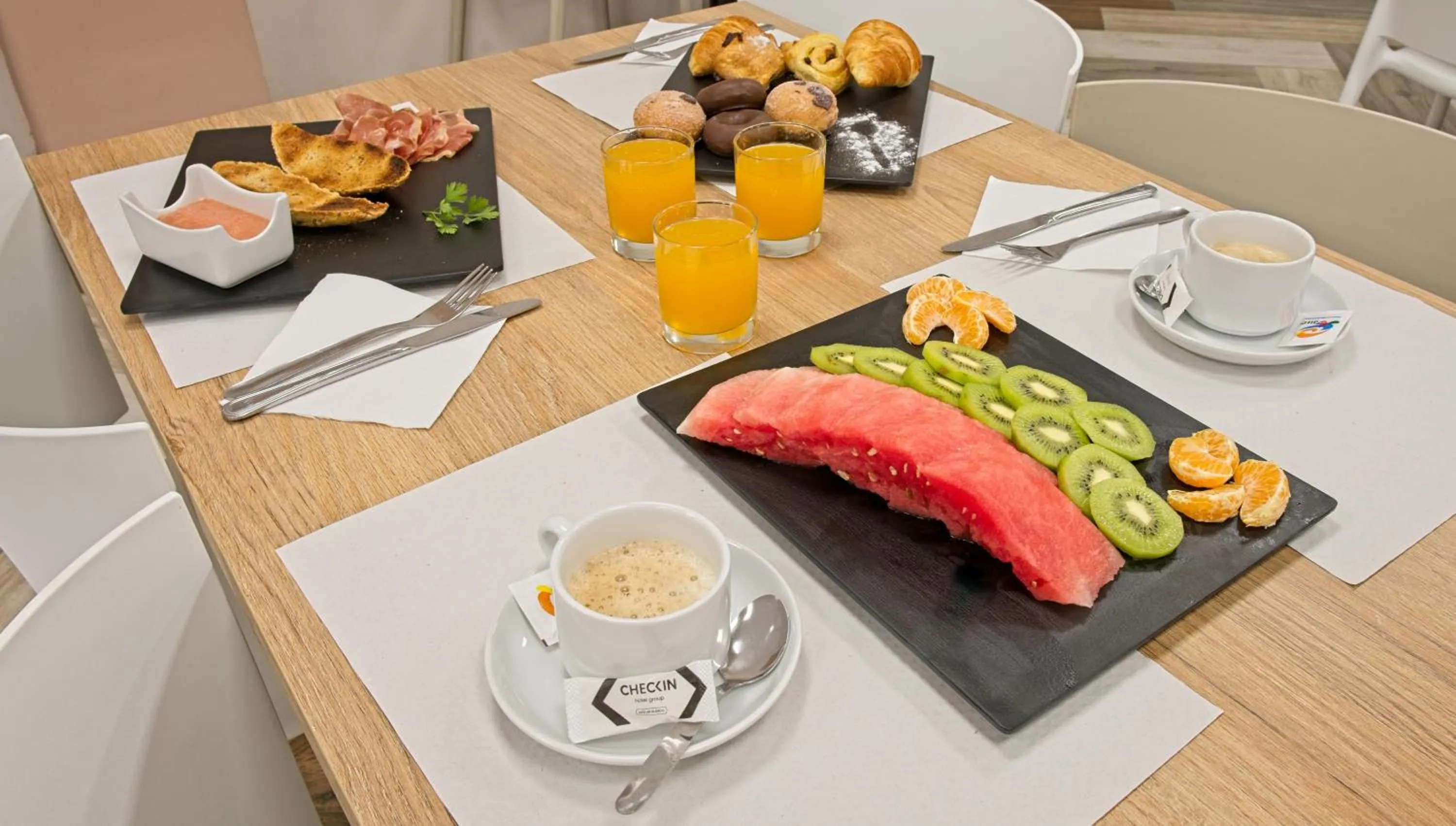 Breakfast in Checkin Madrid Móstoles