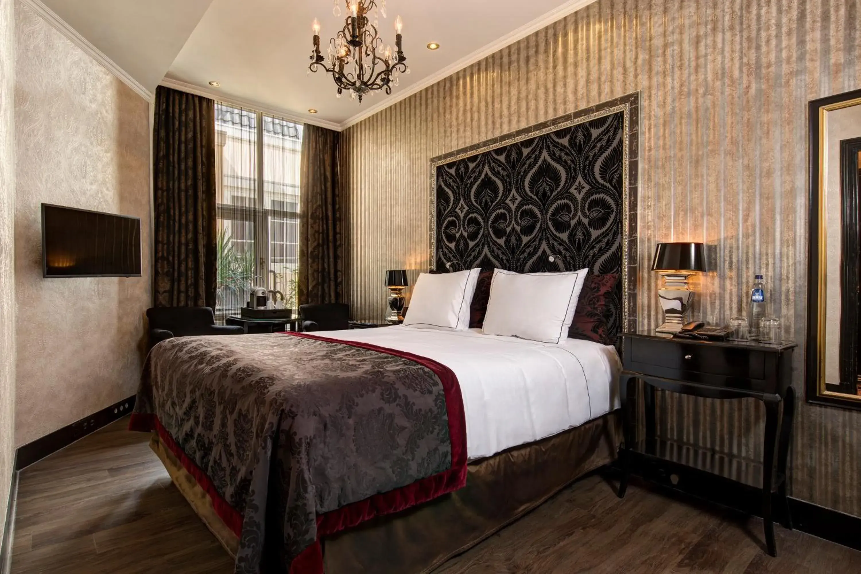 Standard Double or Twin Room in The Pavilions Amsterdam, The Toren Standard Double or Twin Room in The Pavilions Amsterdam, The Toren