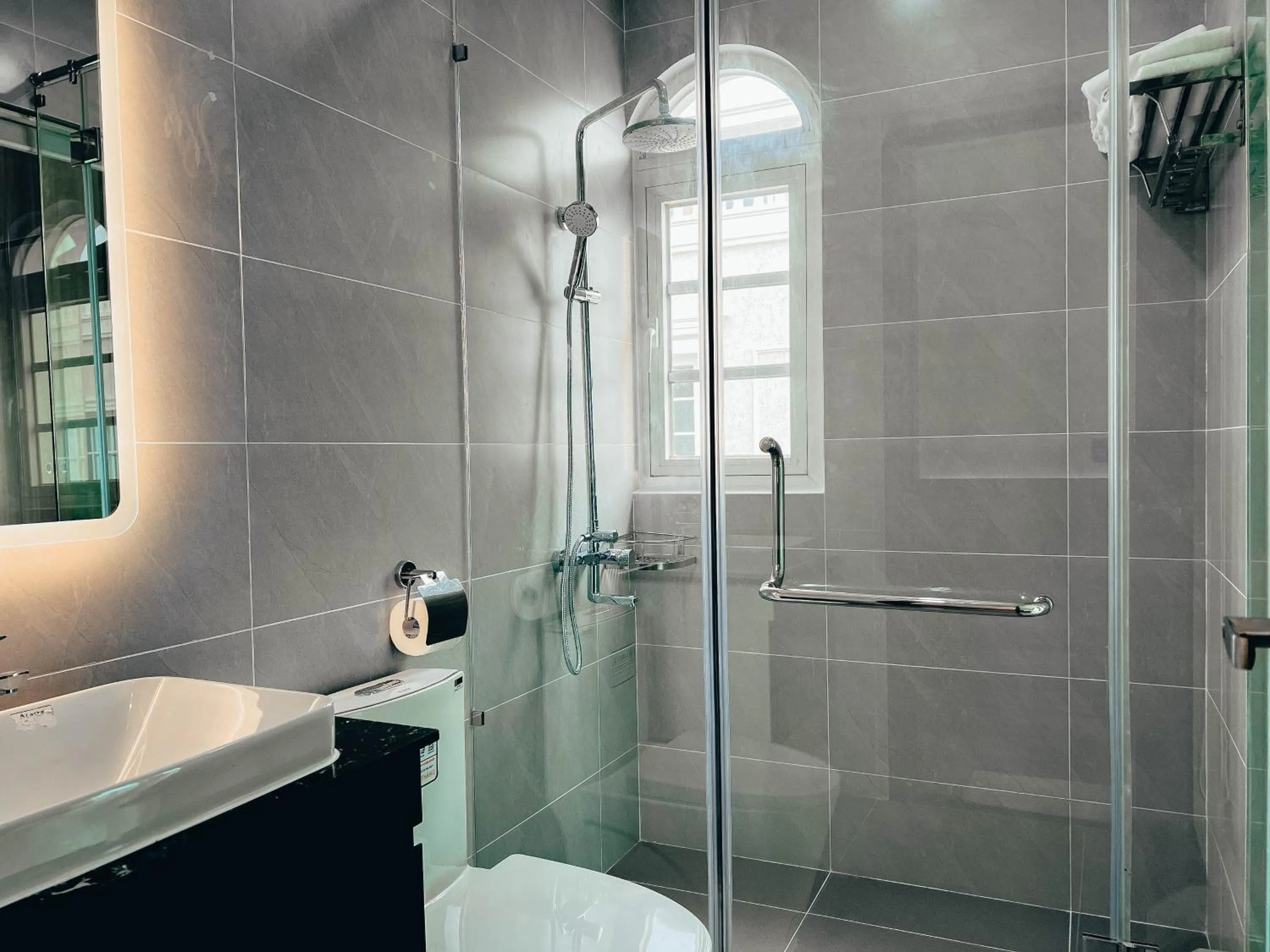 Shower in LABE Hotel Phu Quoc