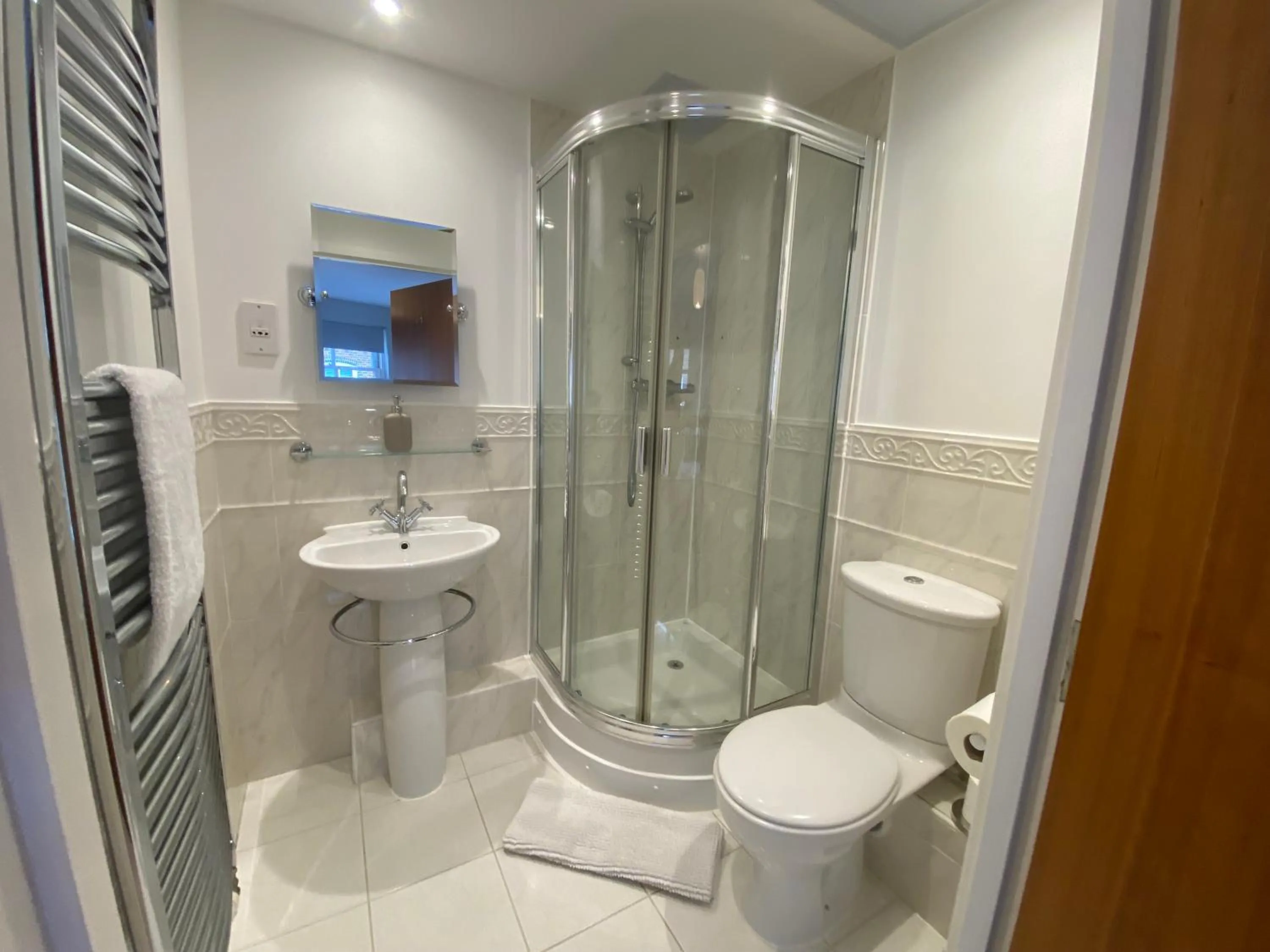 Bathroom in The Penthouse, Winchester