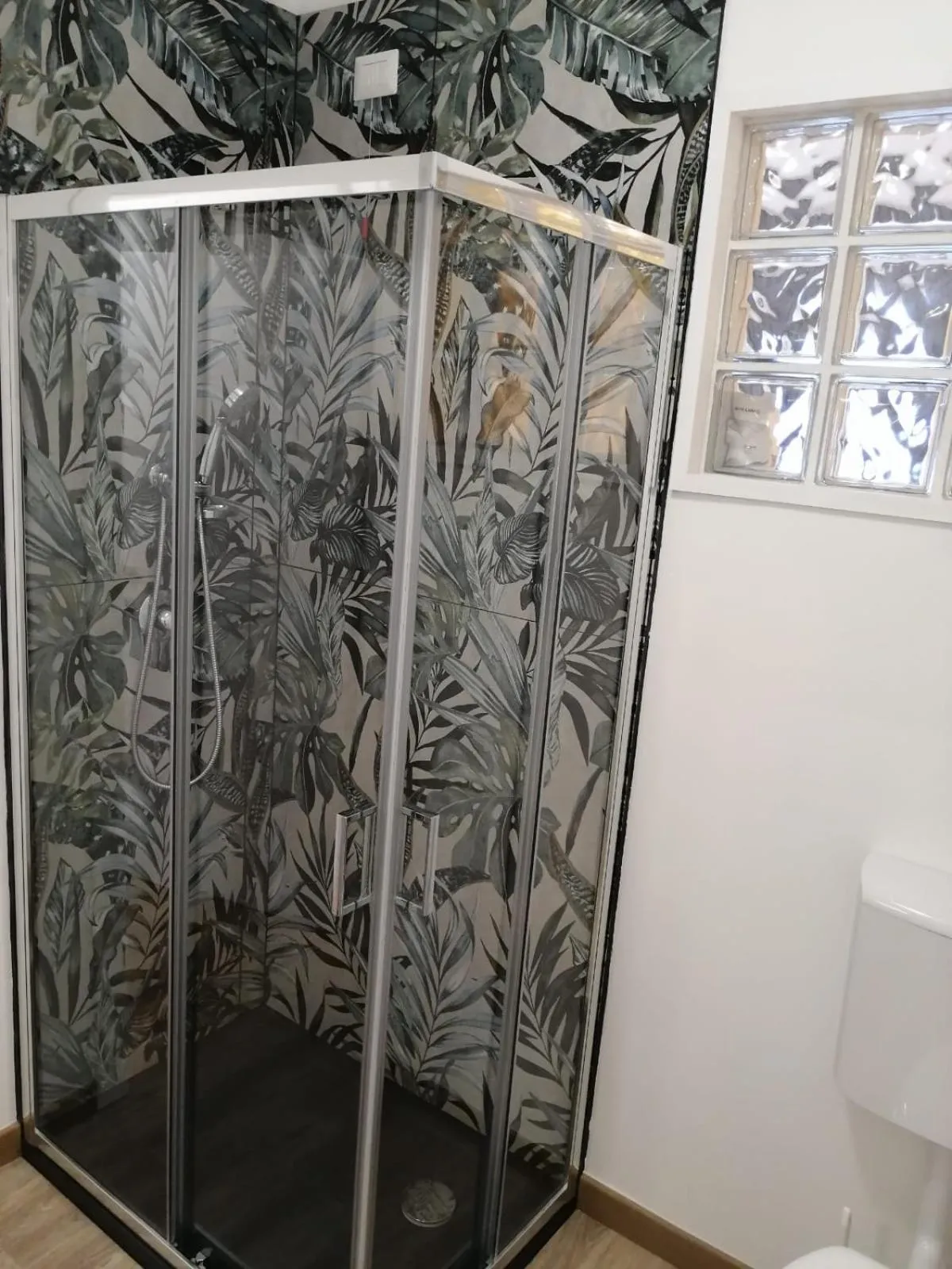 Shower, Bathroom in Casa Sticcadu