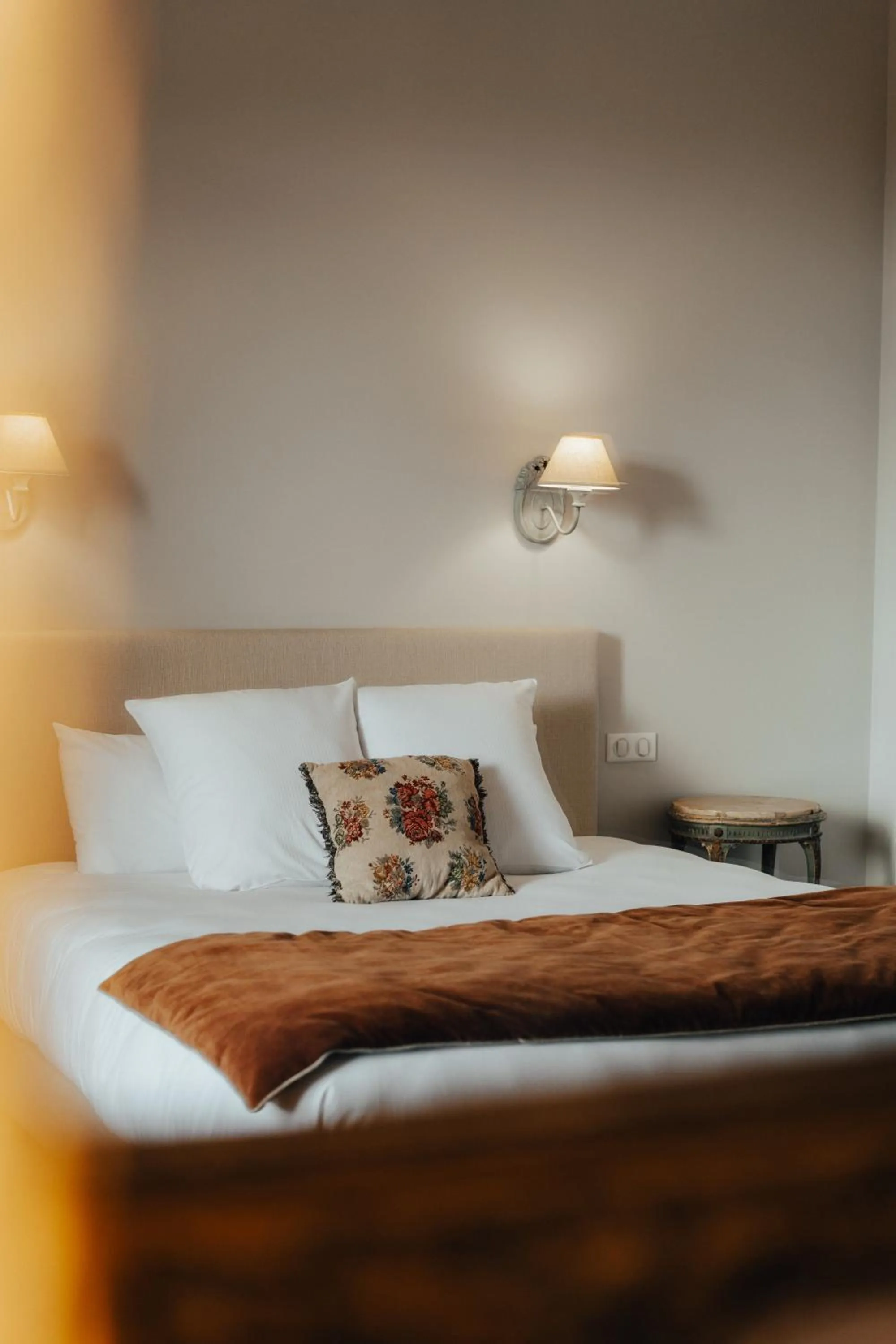 Bed in Hôtel l'Abbaye