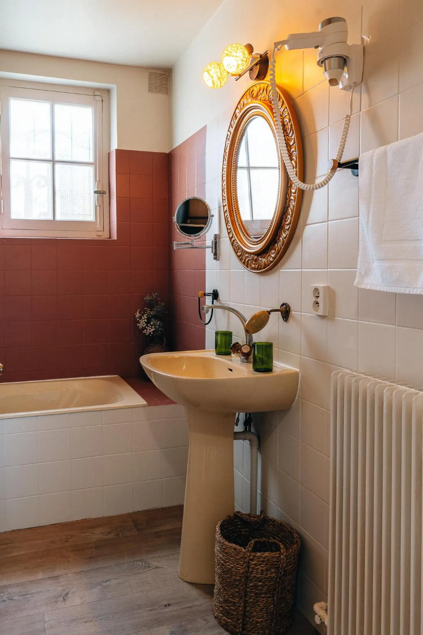 Bathroom in Hôtel l'Abbaye