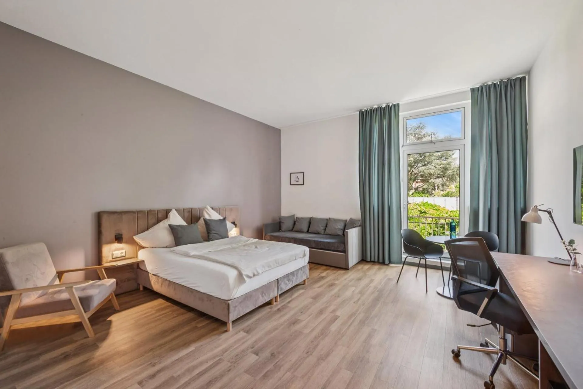 Bed in Home and CoLiving Bonn I Aparthotel