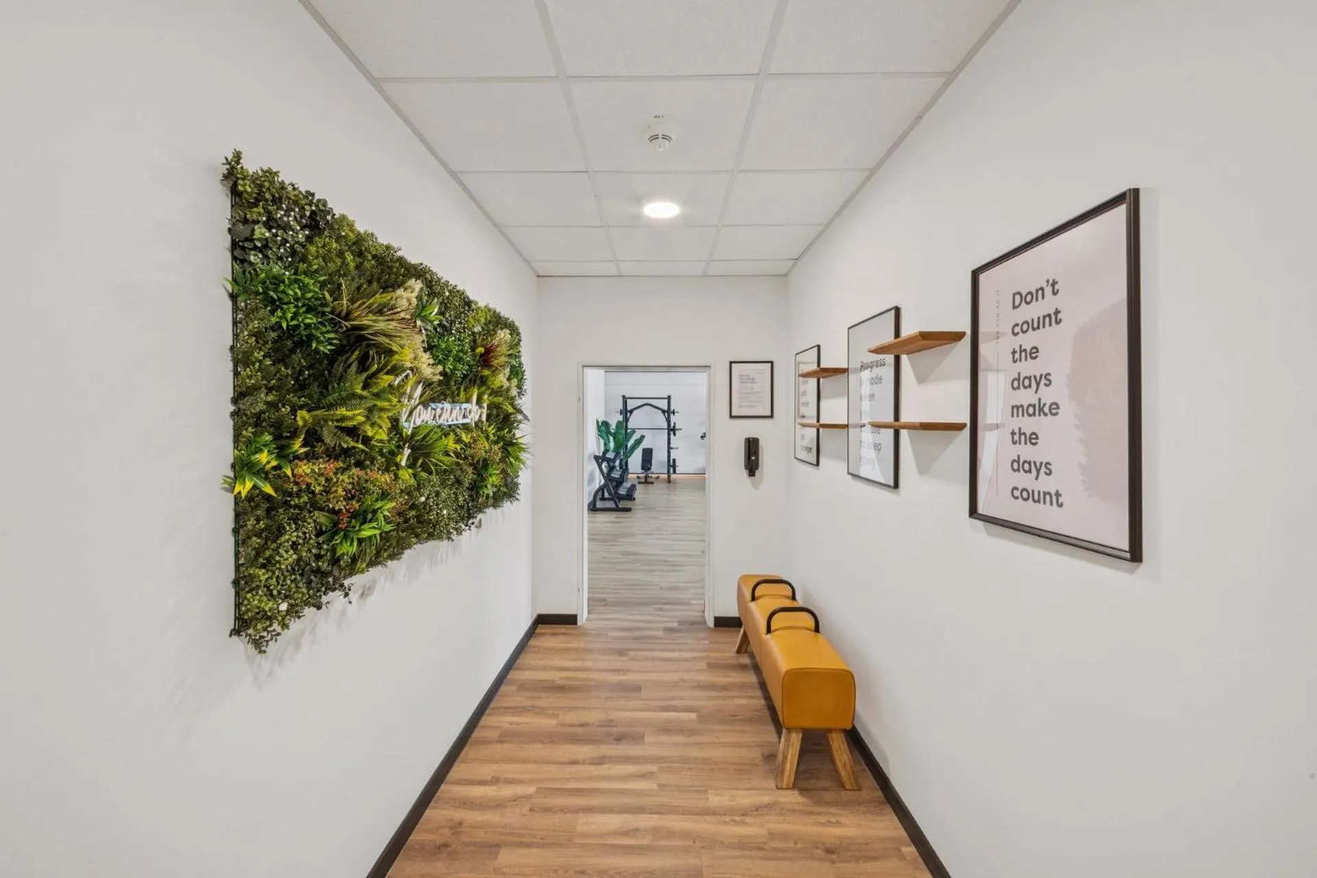 Fitness centre/facilities in Home and CoLiving Bonn I Aparthotel