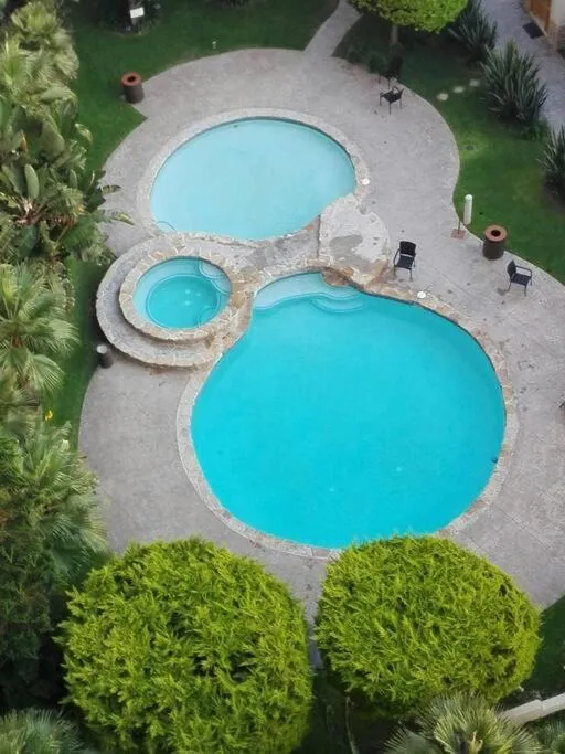 Garden in The Dolphins Ocean Front-Beach 2 BR 2Bth