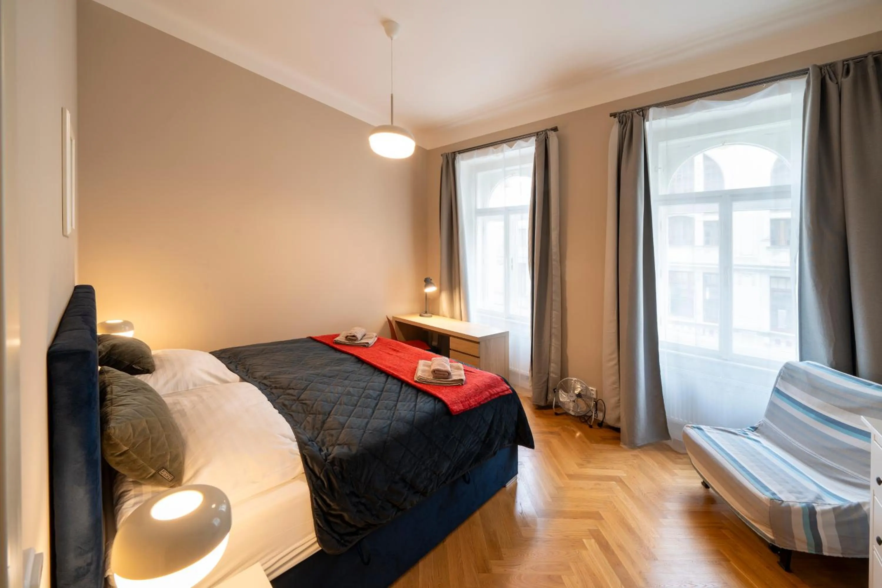 Bedroom, Bed in Apart Hotel Zborovska