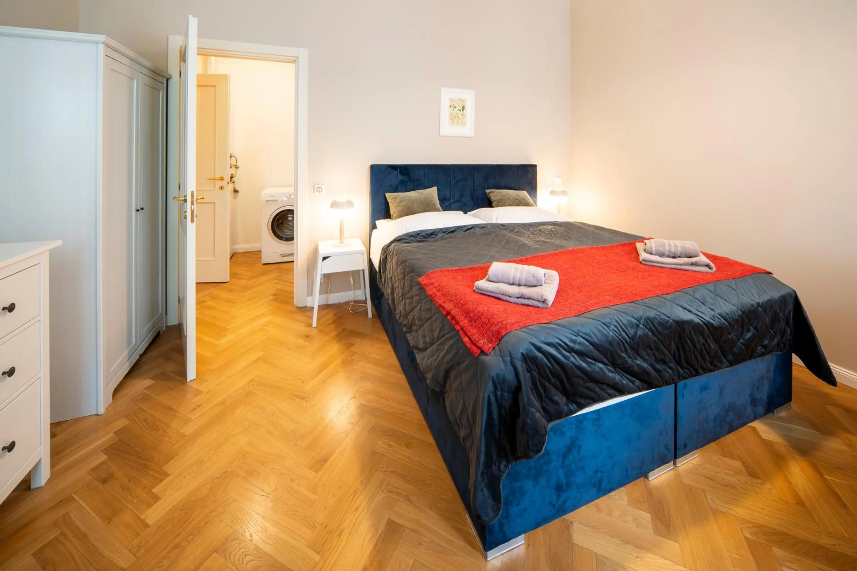 Bedroom, Bed in Apart Hotel Zborovska