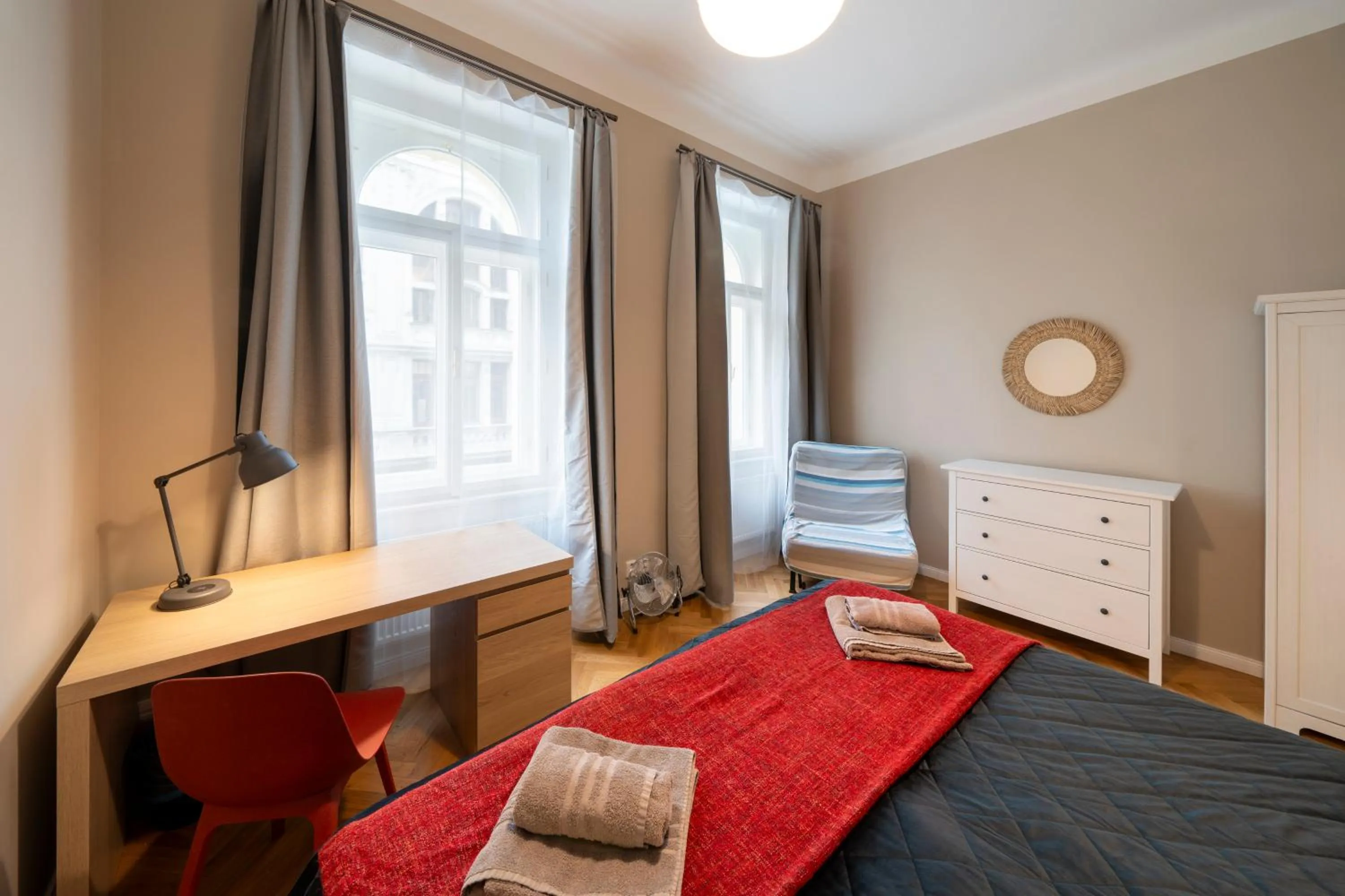 Bedroom, Bed in Apart Hotel Zborovska