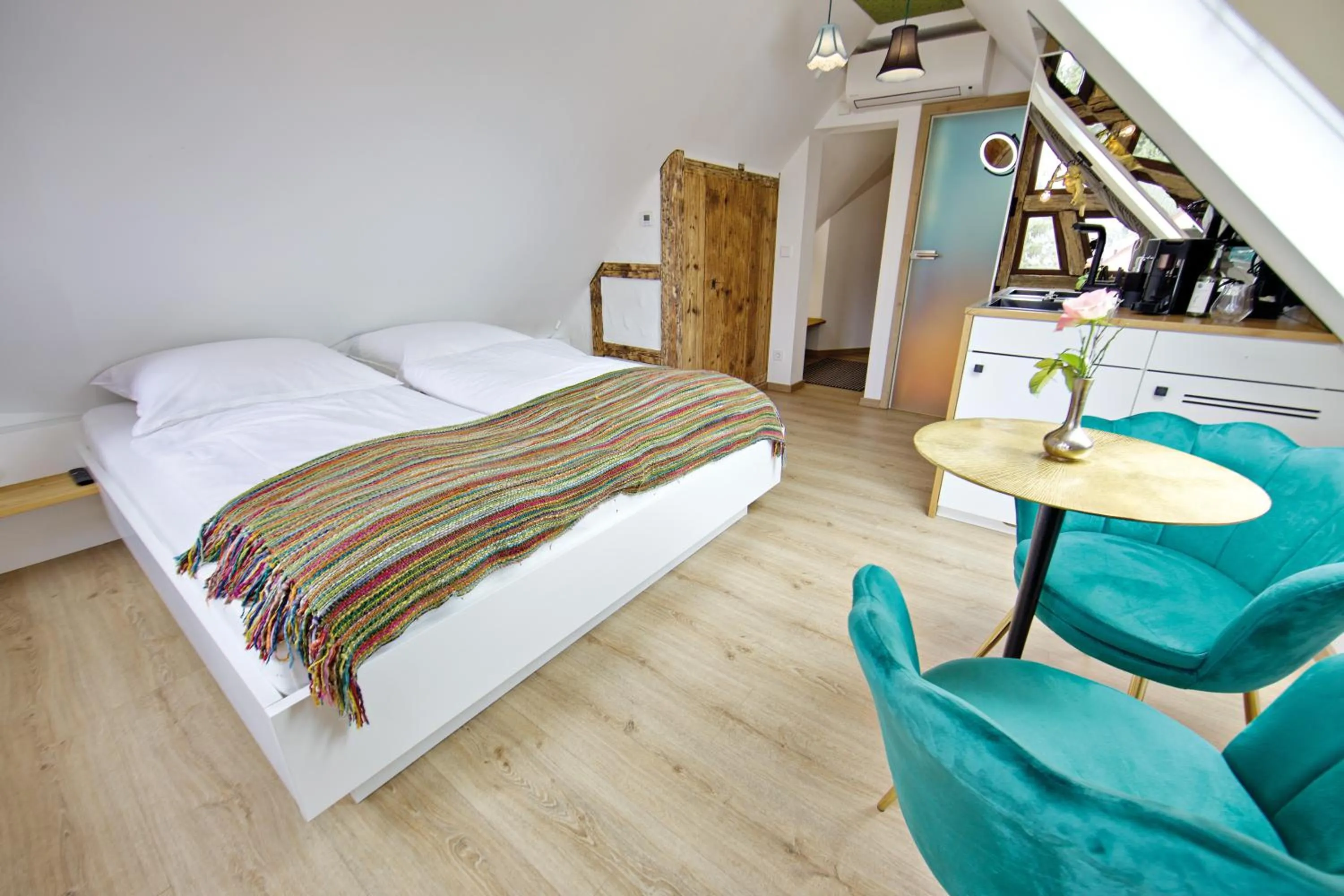 Bed in Zinsers Appartements im Flämmle