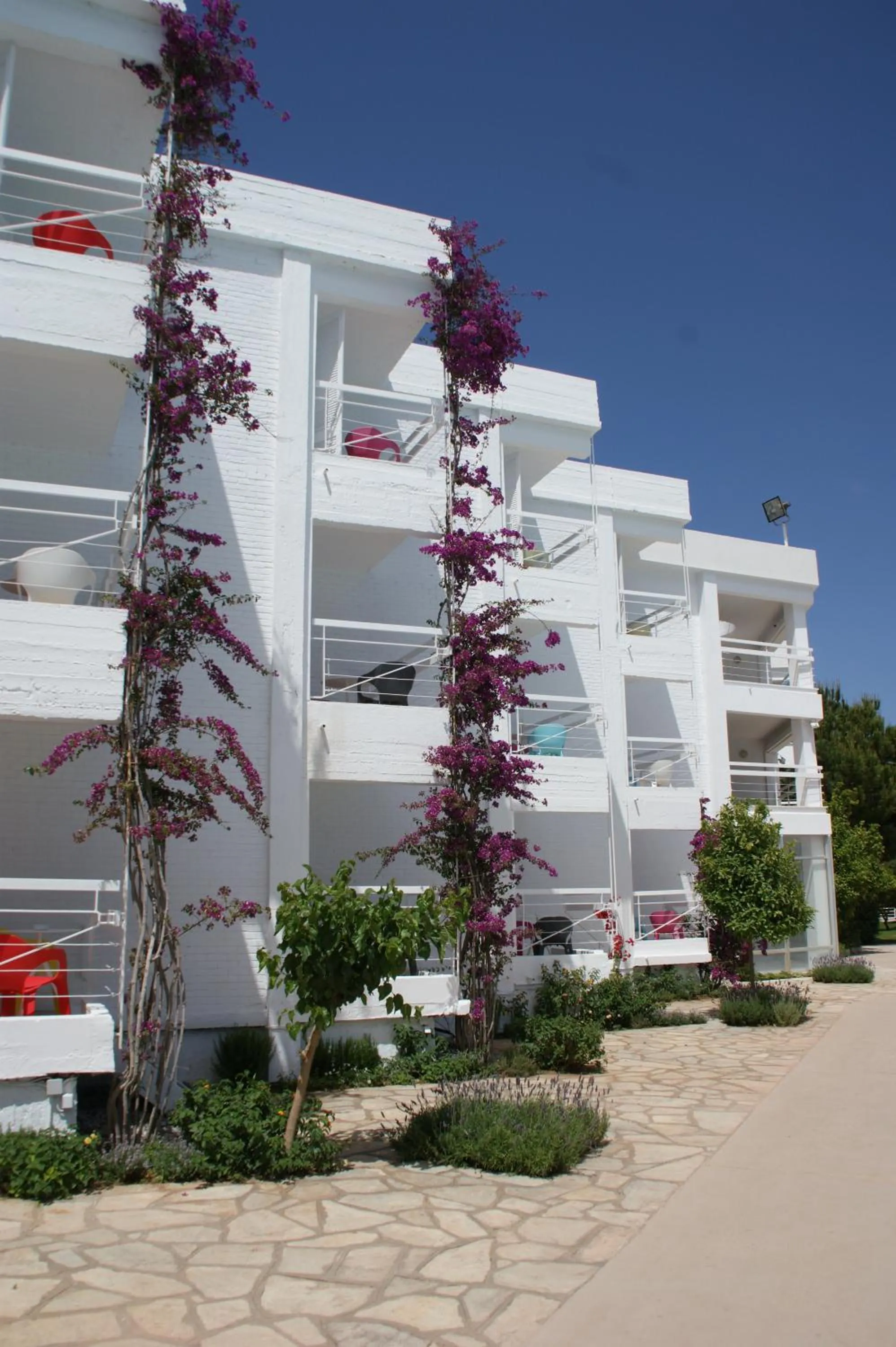 Property building in Marathon Beach Resort