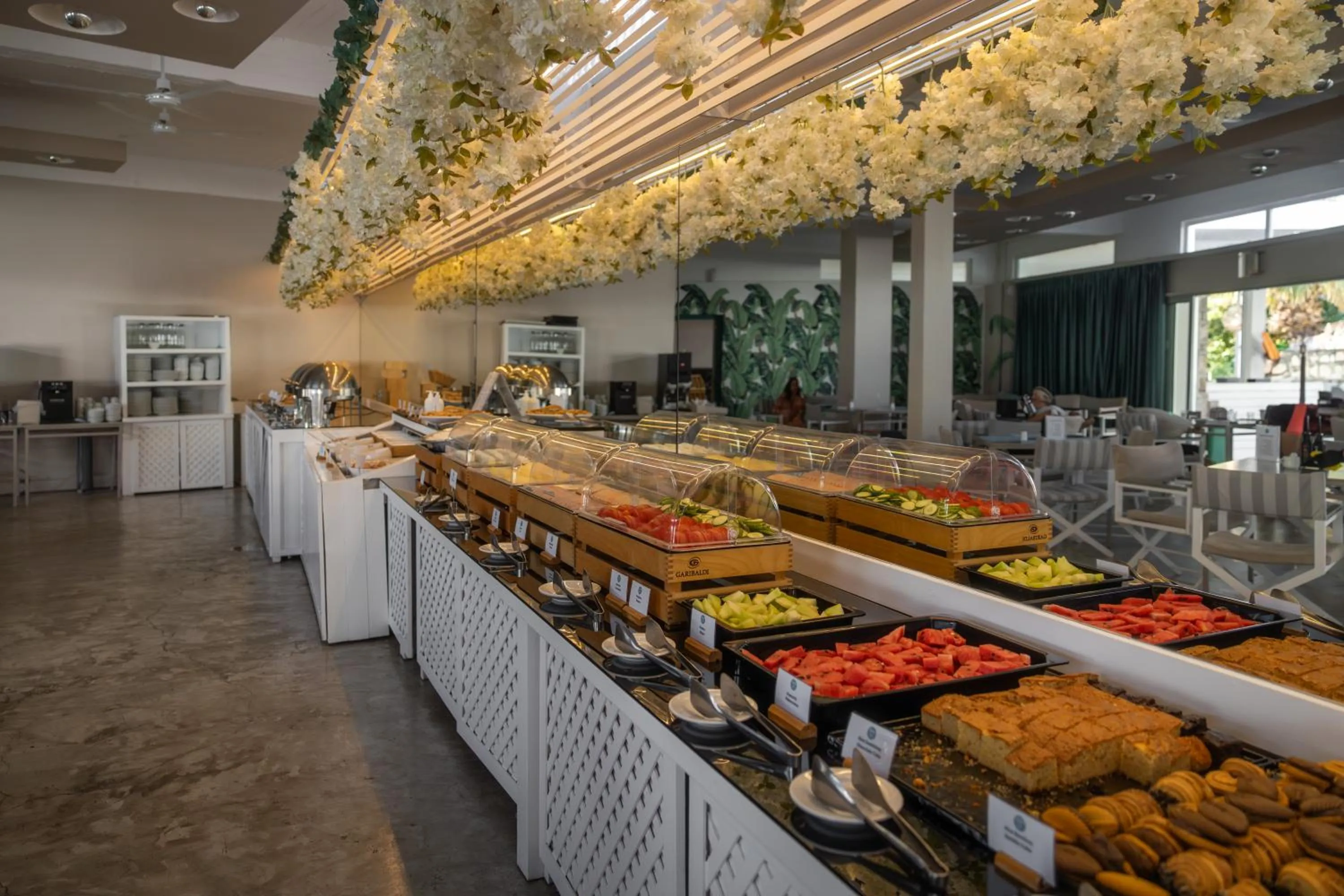 Breakfast in Marathon Beach Resort