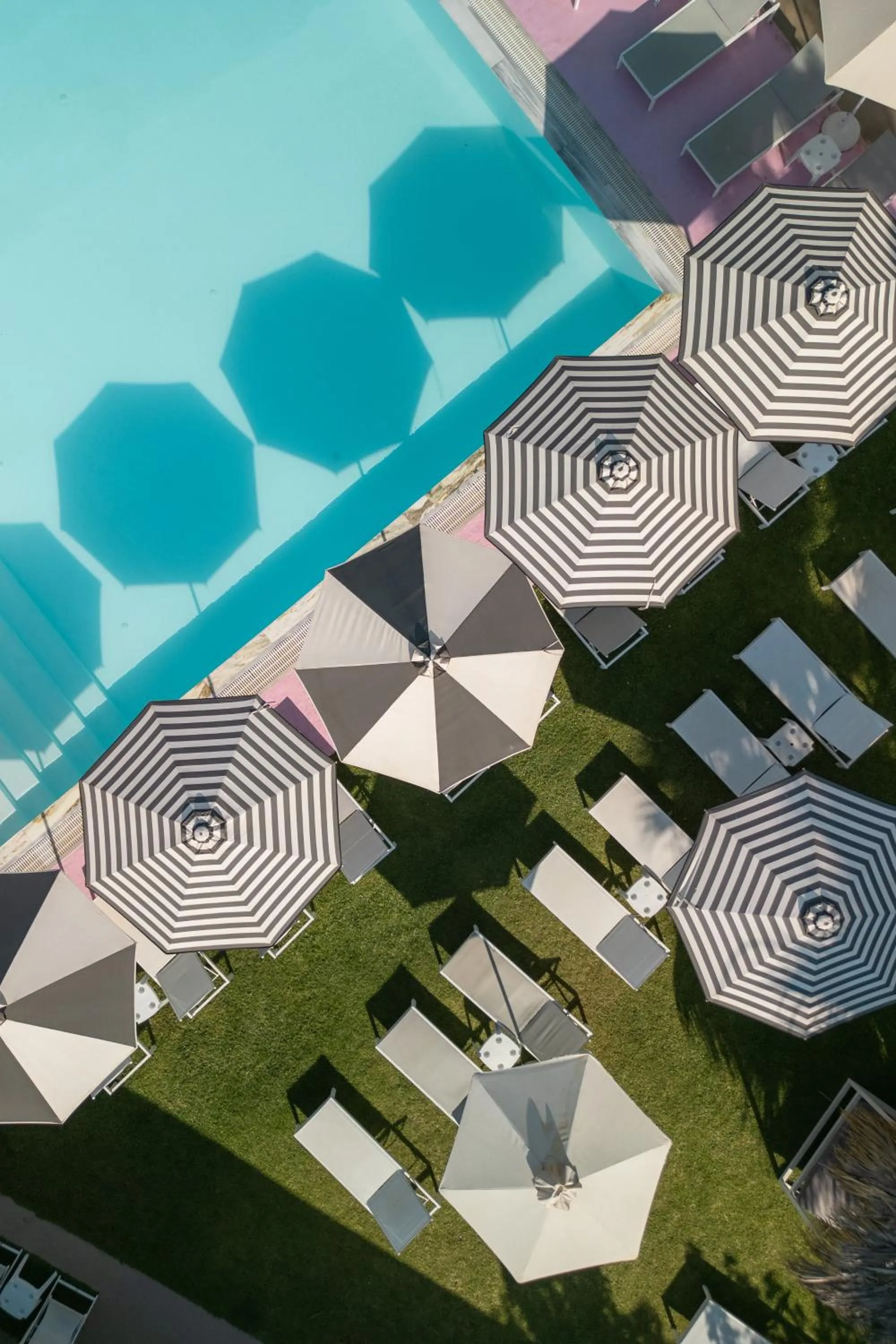 Pool view in Marathon Beach Resort