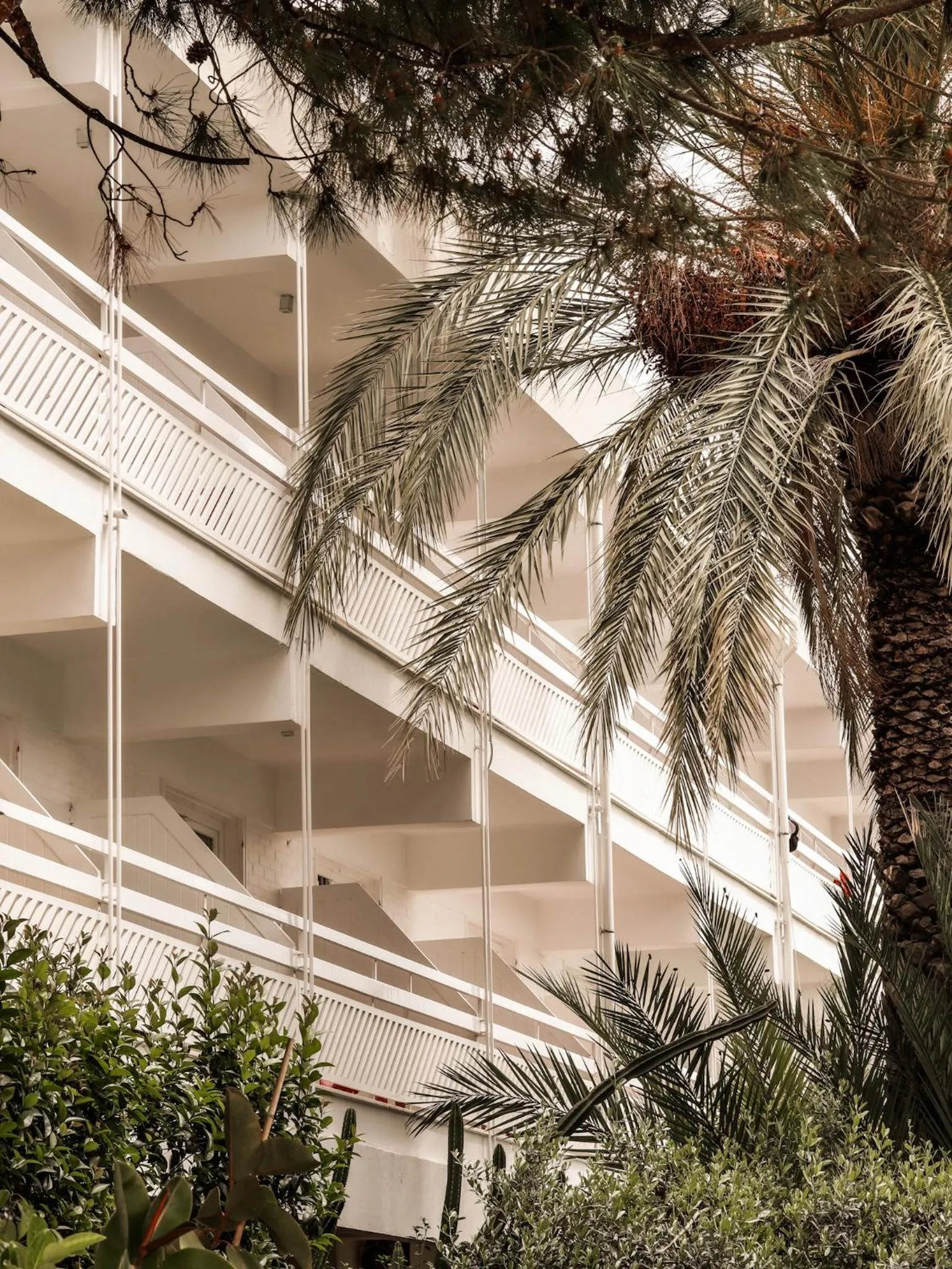 Property building in Marathon Beach Resort