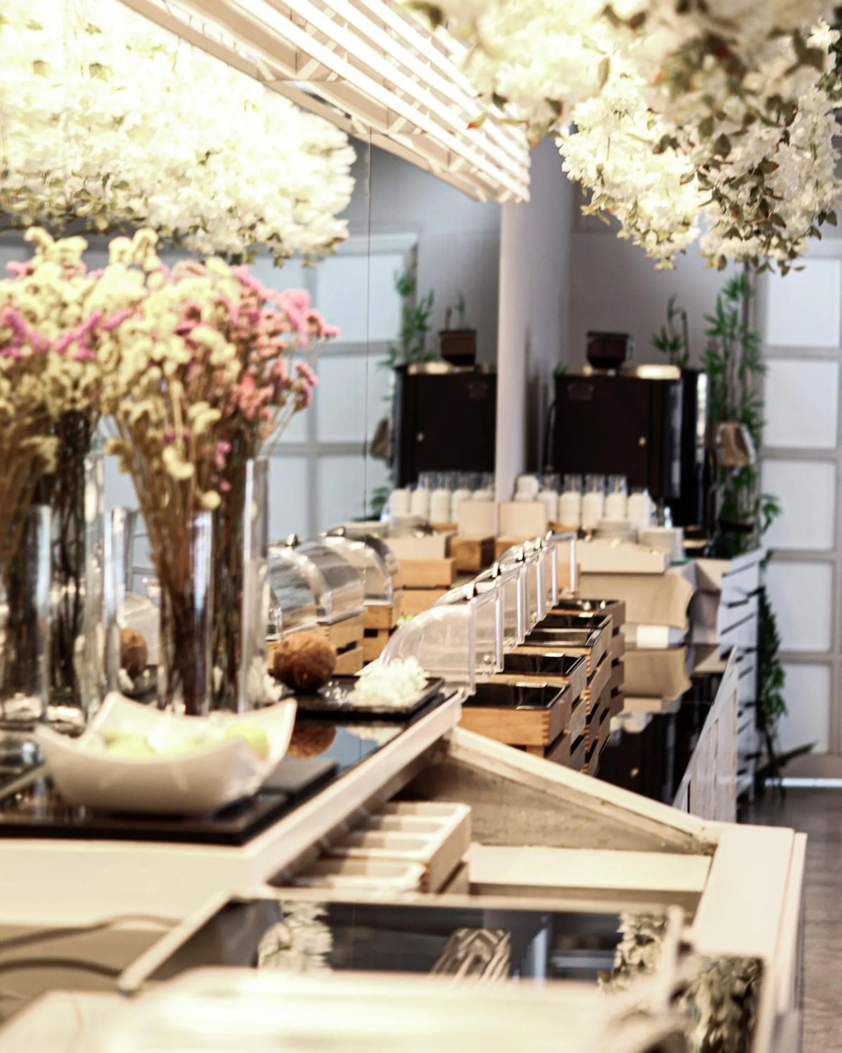 Restaurant/places to eat in Marathon Beach Resort