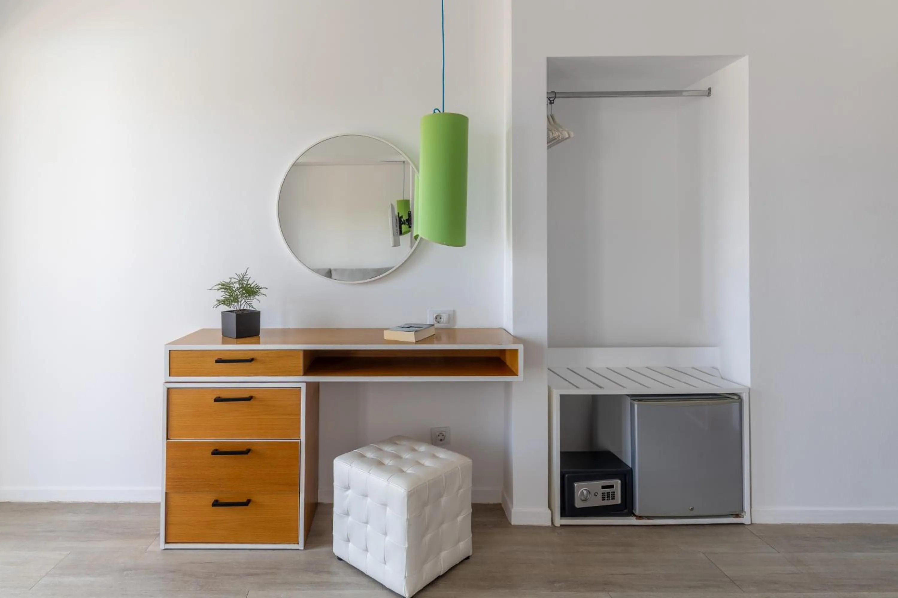 wardrobe in Marathon Beach Resort