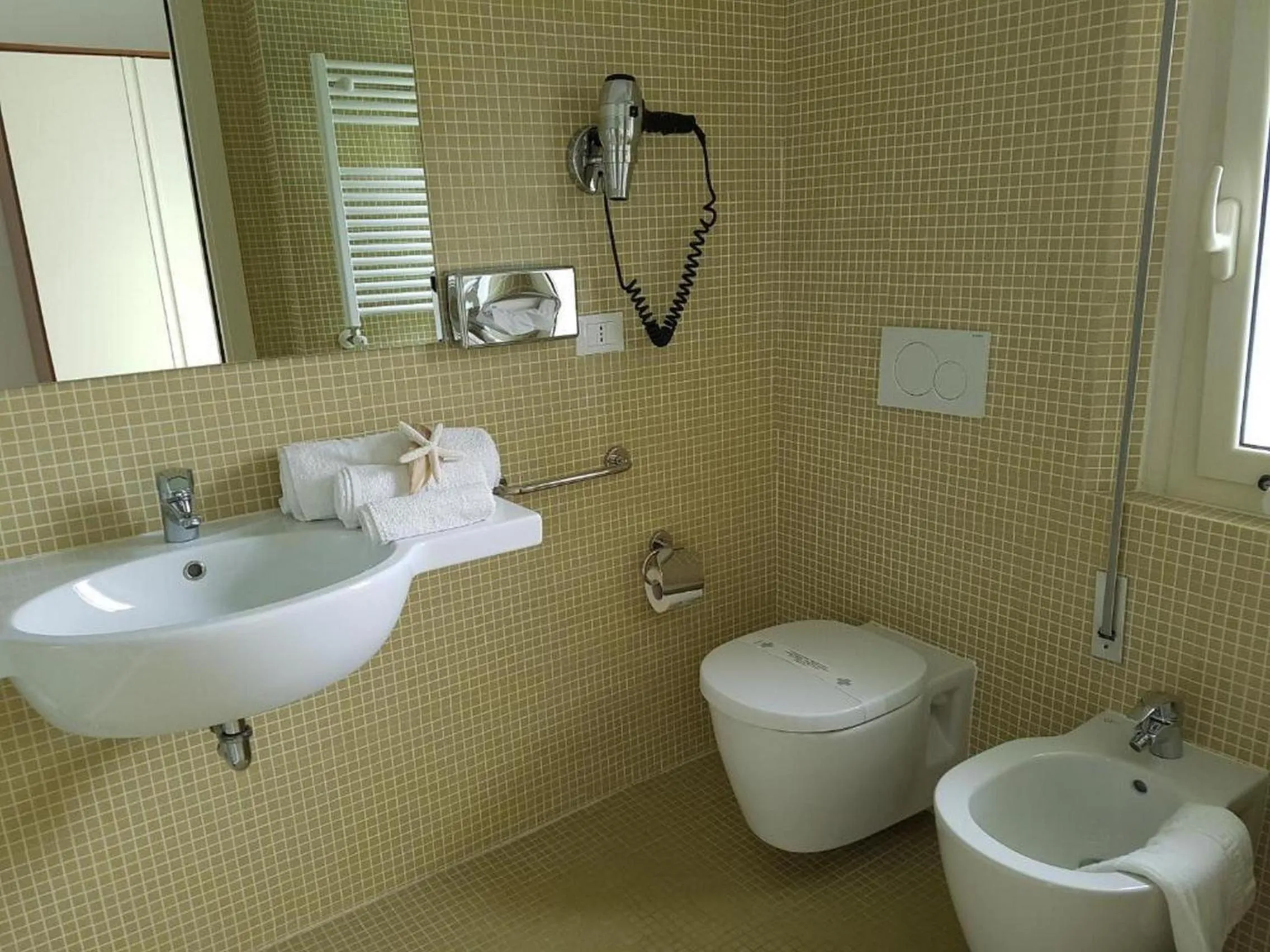 Bathroom in Hotel Sorriso