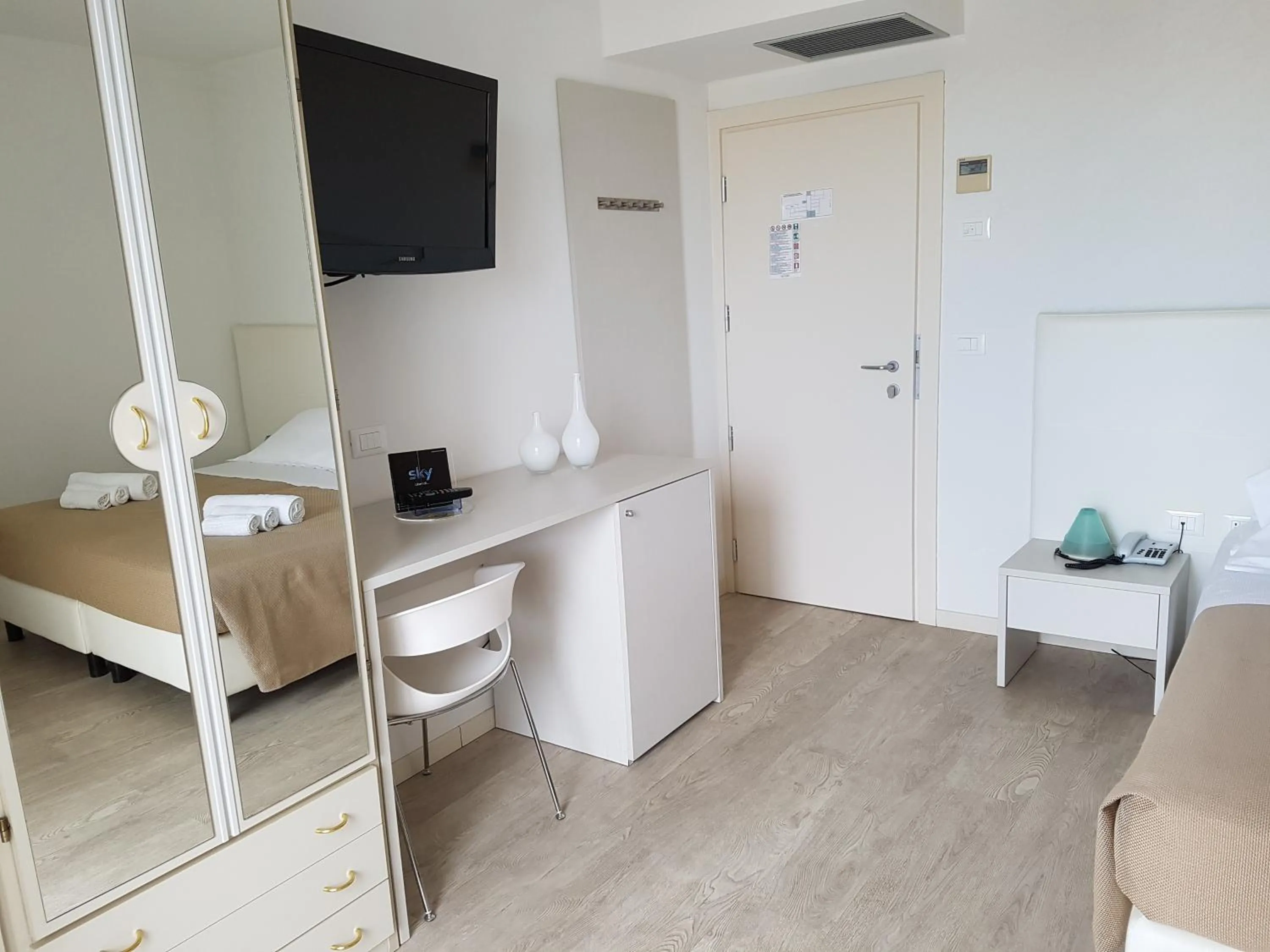 Bed in Hotel Sorriso