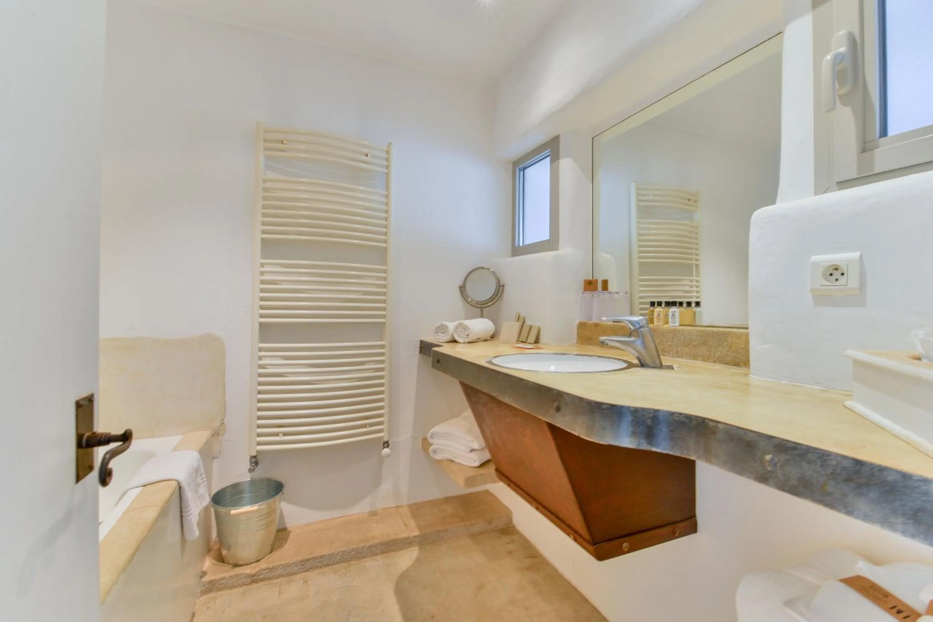 Toilet in Lodge Sainte Helene Adult only