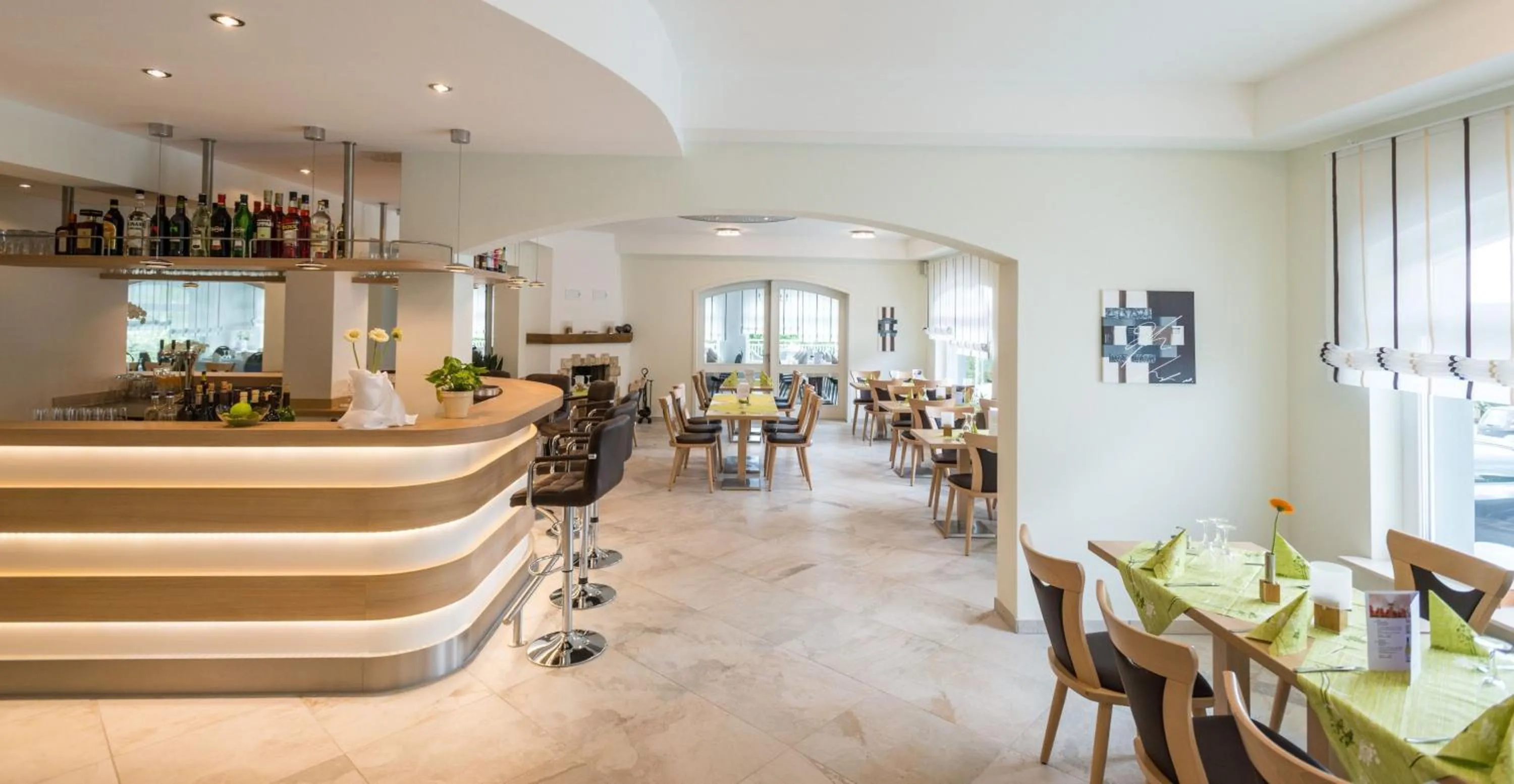 Restaurant/places to eat in Landhotel Kristall