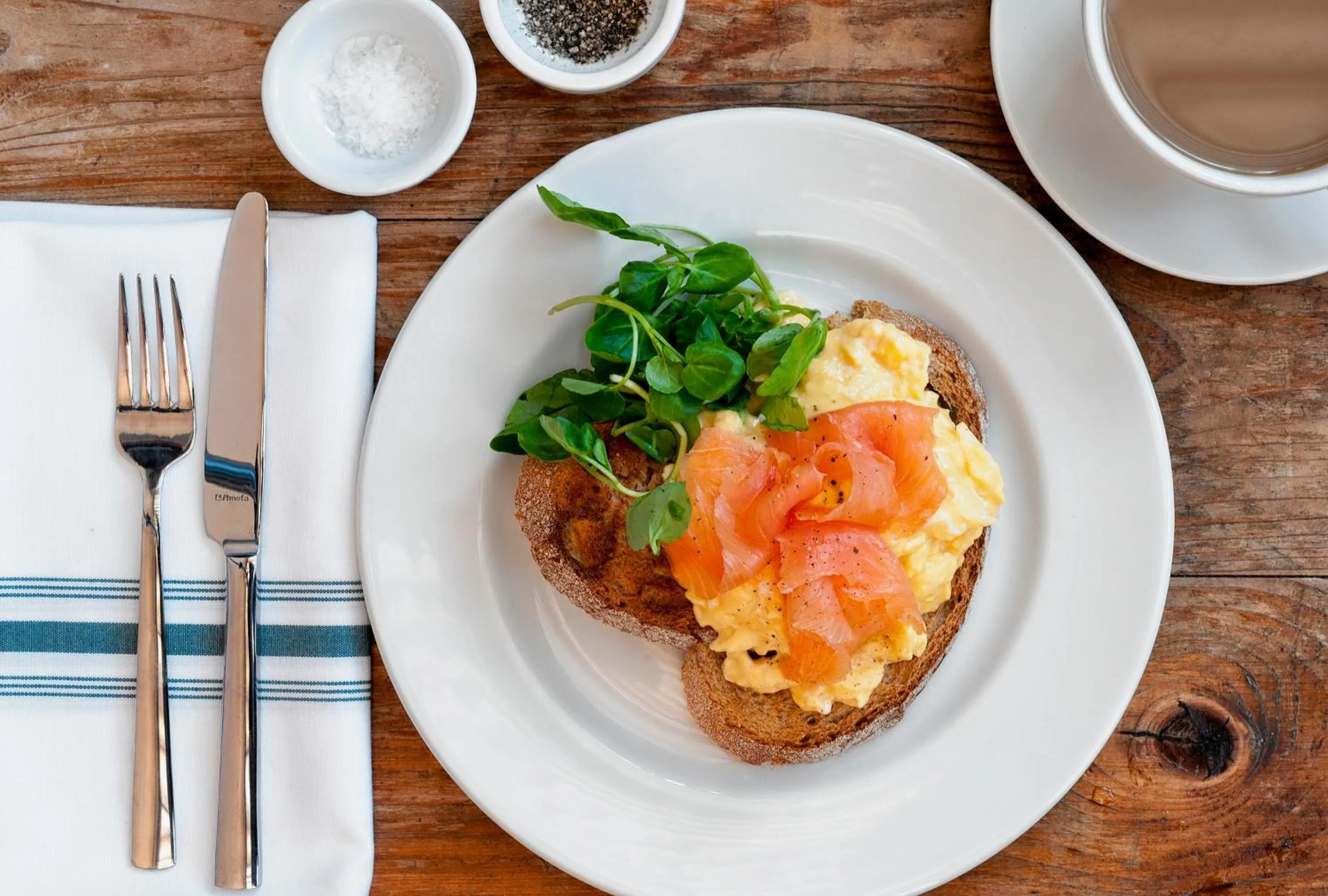 Breakfast in The Coach House