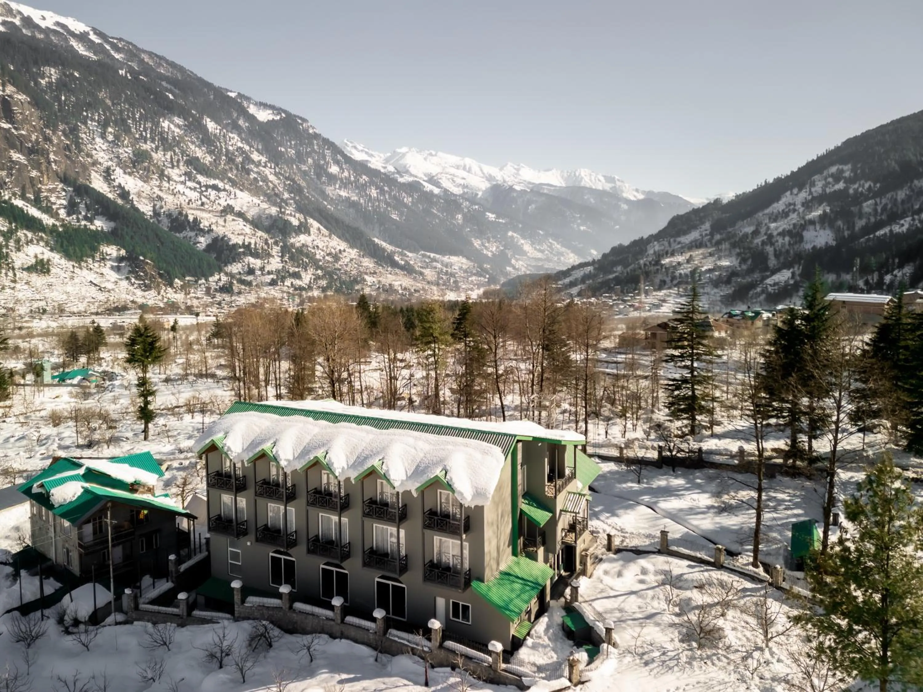 Property building in Nivasana Manali - A Luxury Boutique Hotel